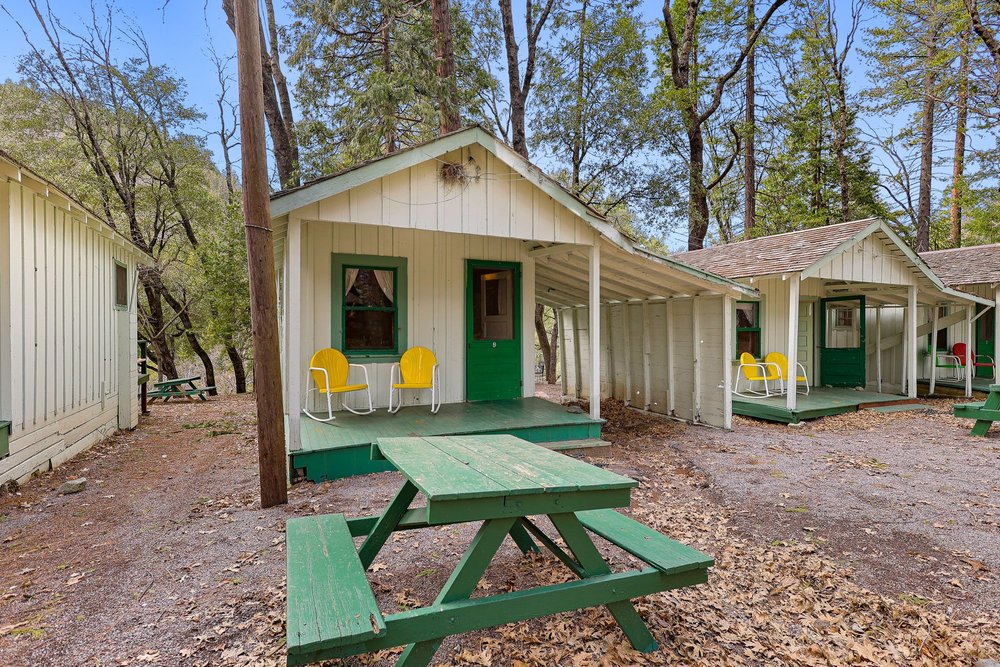 Cave Springs Rustic Cabins — Cave Springs Dunsmuir, CA