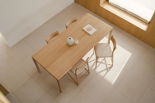 Derven Table