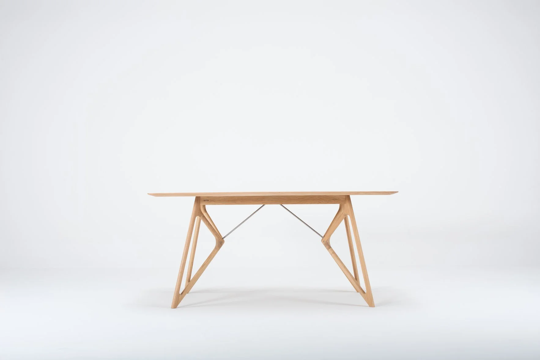 st-tink-table-160x90x75-oak-white-1015-1-gazzda.jpg