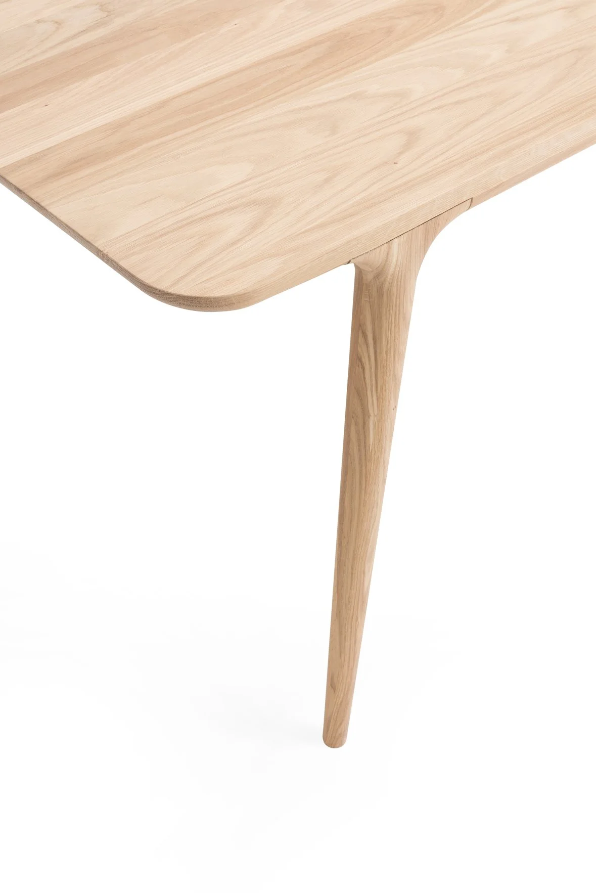 fawn-table-220x90x75-oak-white-1015-4-gazzda.jpg