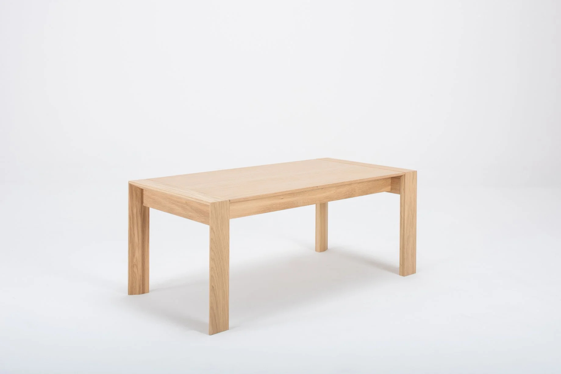 lq-st-nuury-club-table-110x55x745-oak-white-1015-7.jpg