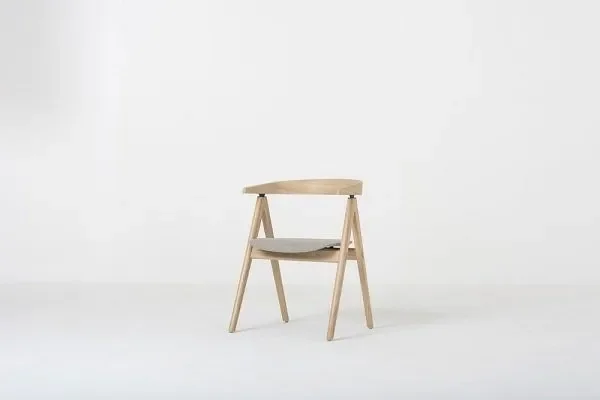 ava-chair.webp