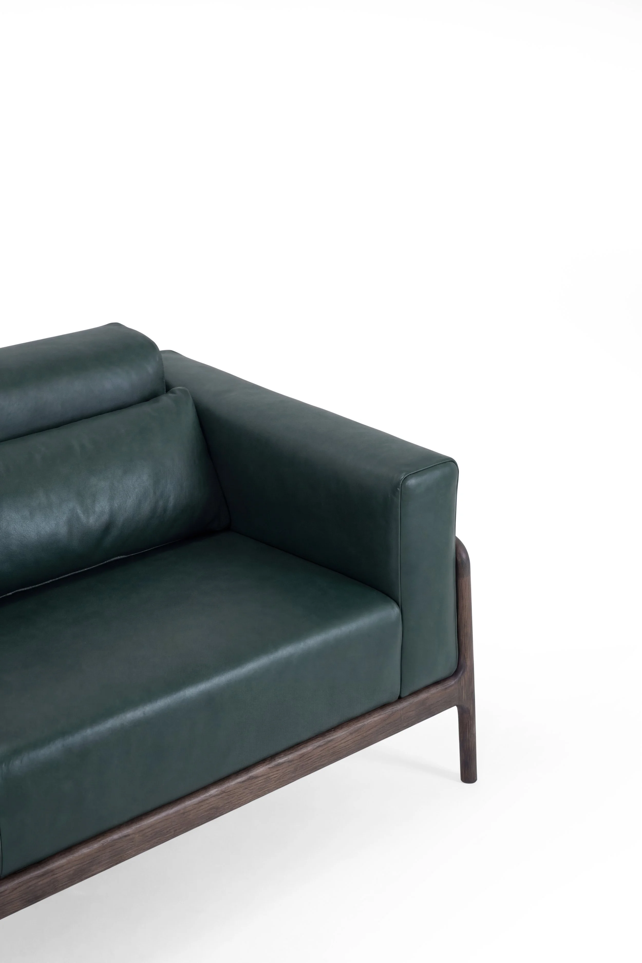 fawn-sofa-240x86x73-three-plus-seater-oak-smoked-163-silk-green-3-gazzda.jpg