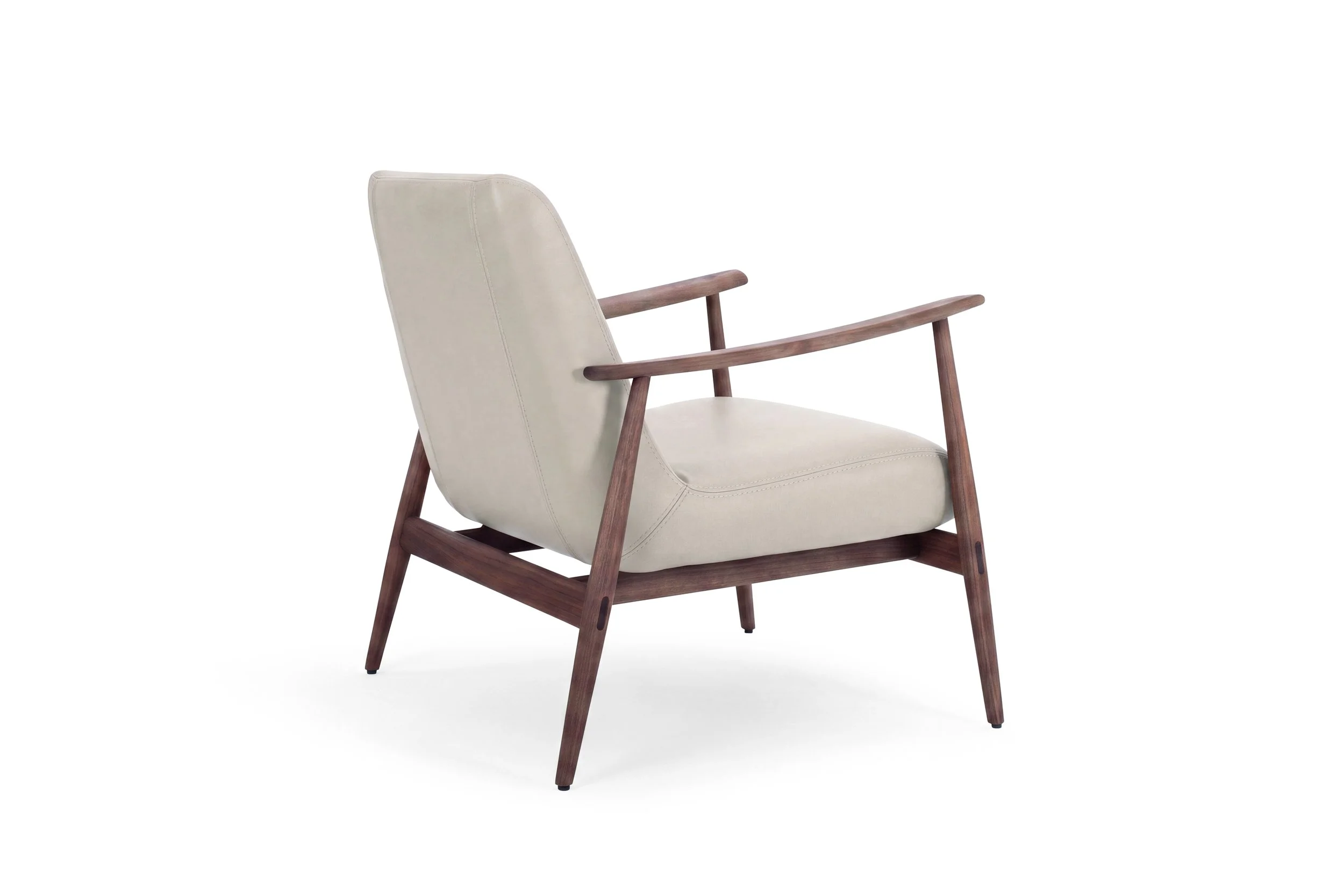 nn-aska-lounge-chair-oiled-walnut-natural-silk-leather-light-gray-2026-1-gazzda.jpg