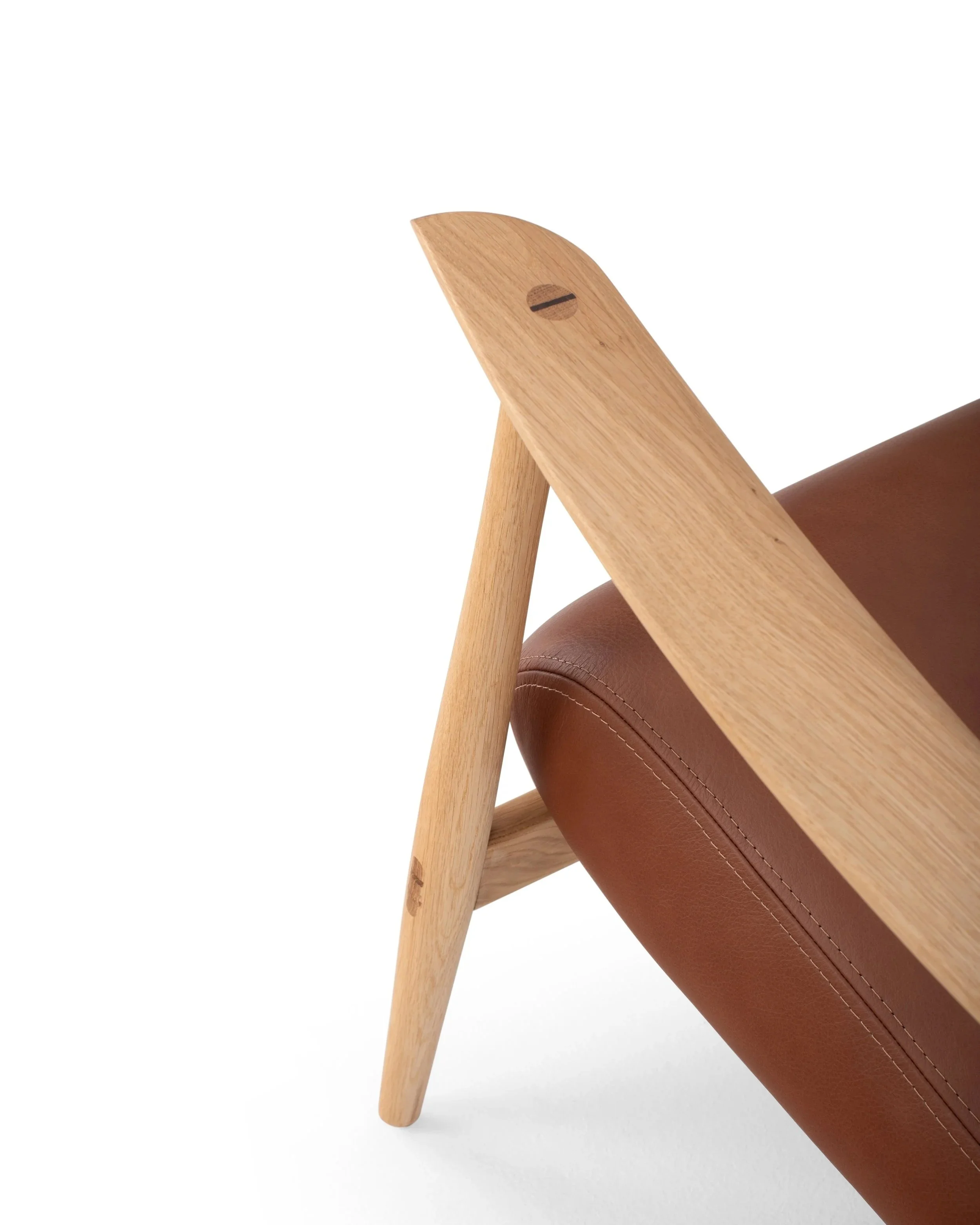 nn-aska-lounge-chair-oak-natural-dakar-leather-whisky-2732-2026-5-gazzda+%281%29.jpg