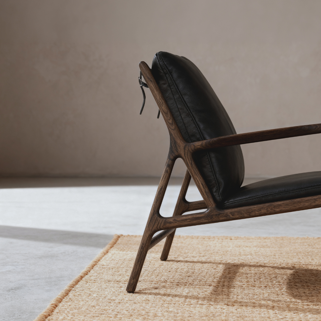 dedo-easy-chair-oak-smoked-163-dakar-leather-black-0500-mushroom-coffee-table-80-oak-smoked-163-2026-1-gazzda (3).png