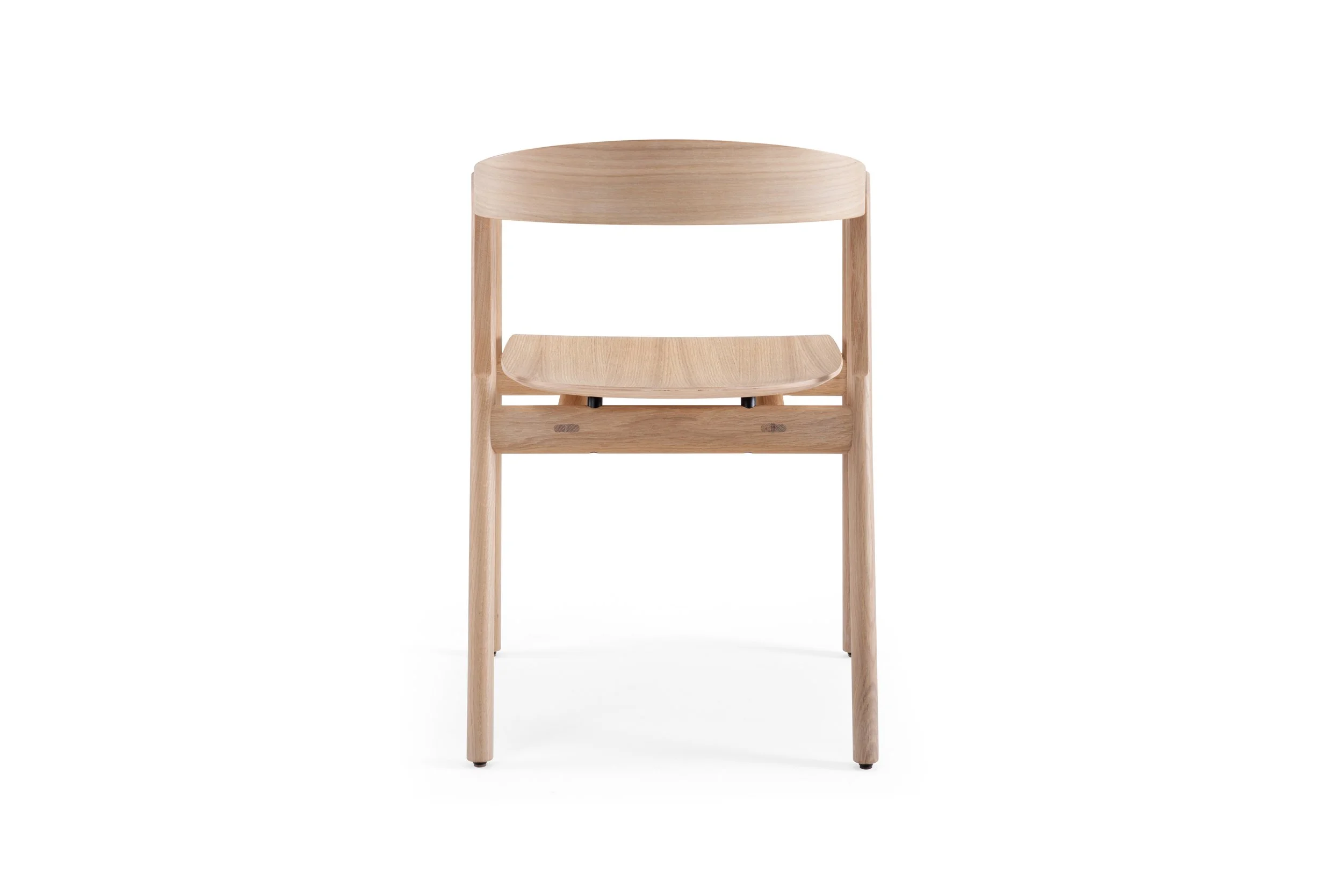 muna-chair-54x53x75-oak-white-1015-venner-00-3-gazzda (1).jpg