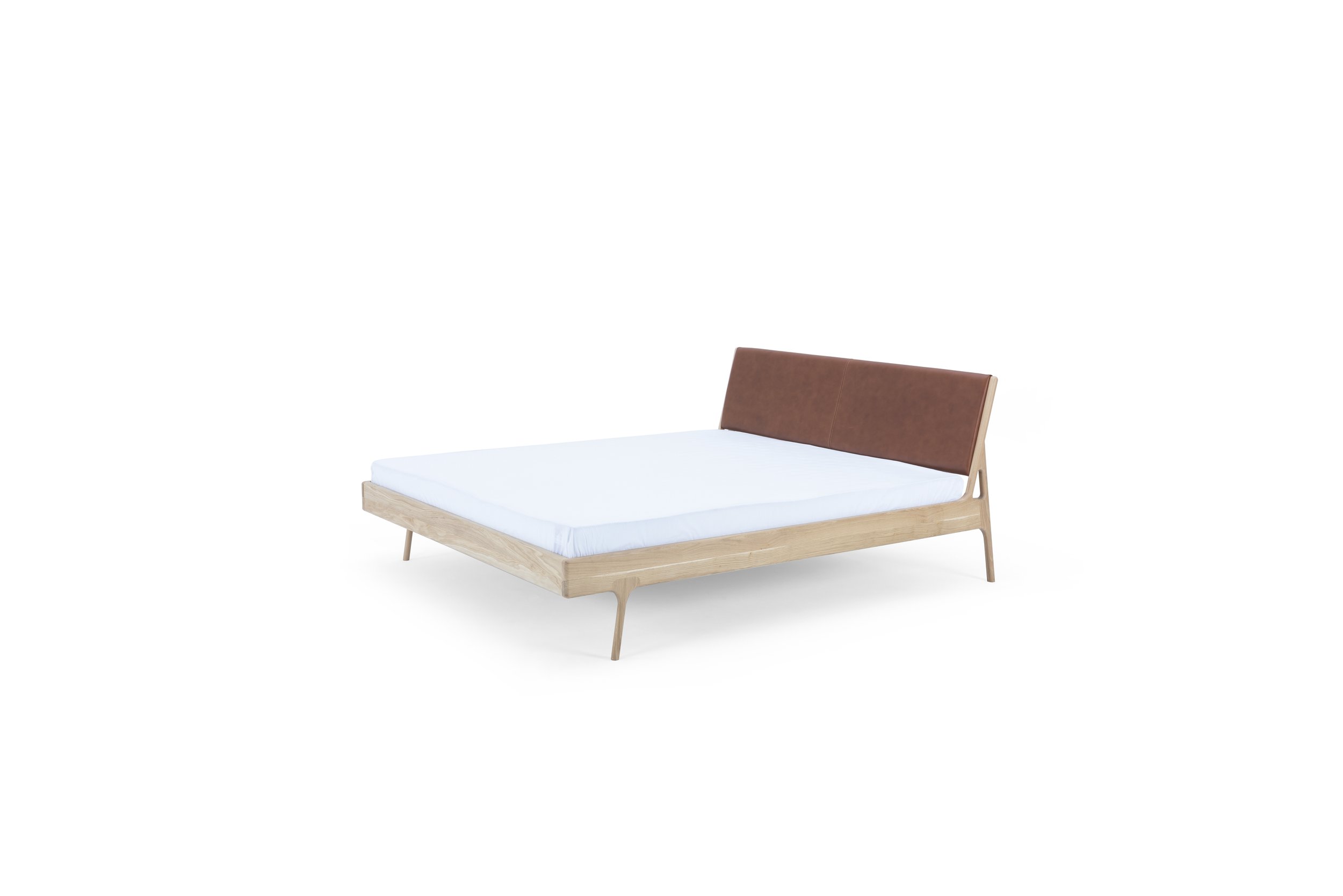 ak-st-fawn-bed-deep-frame-180x200-oak-white-1015-dakar-leather-whisky-2732-11-gazzda.jpg