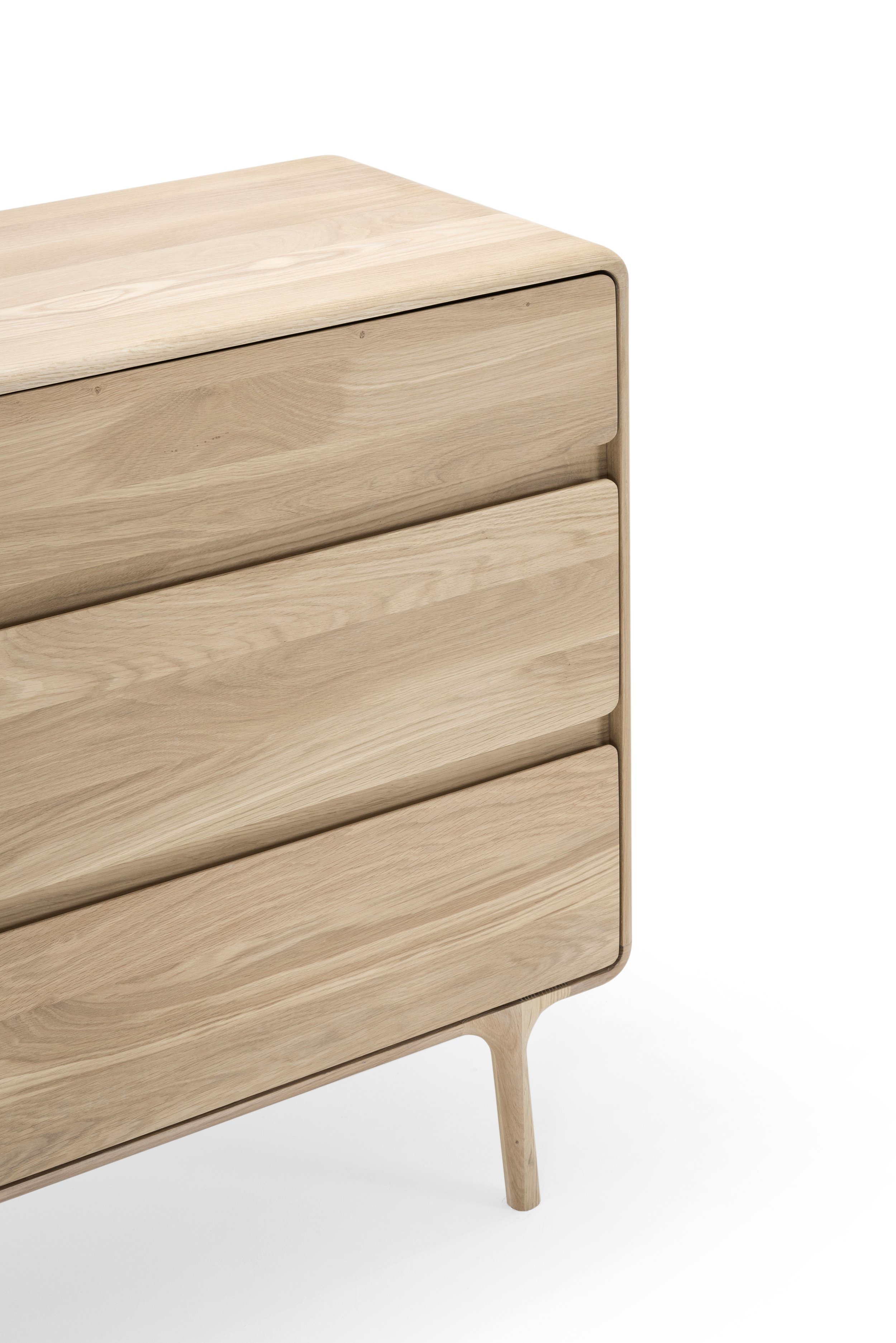 st-fawn-drawer-90x45x90-oak-white-1015-13-gazzda (2).jpg