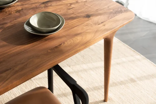 Fawn Table - Walnut