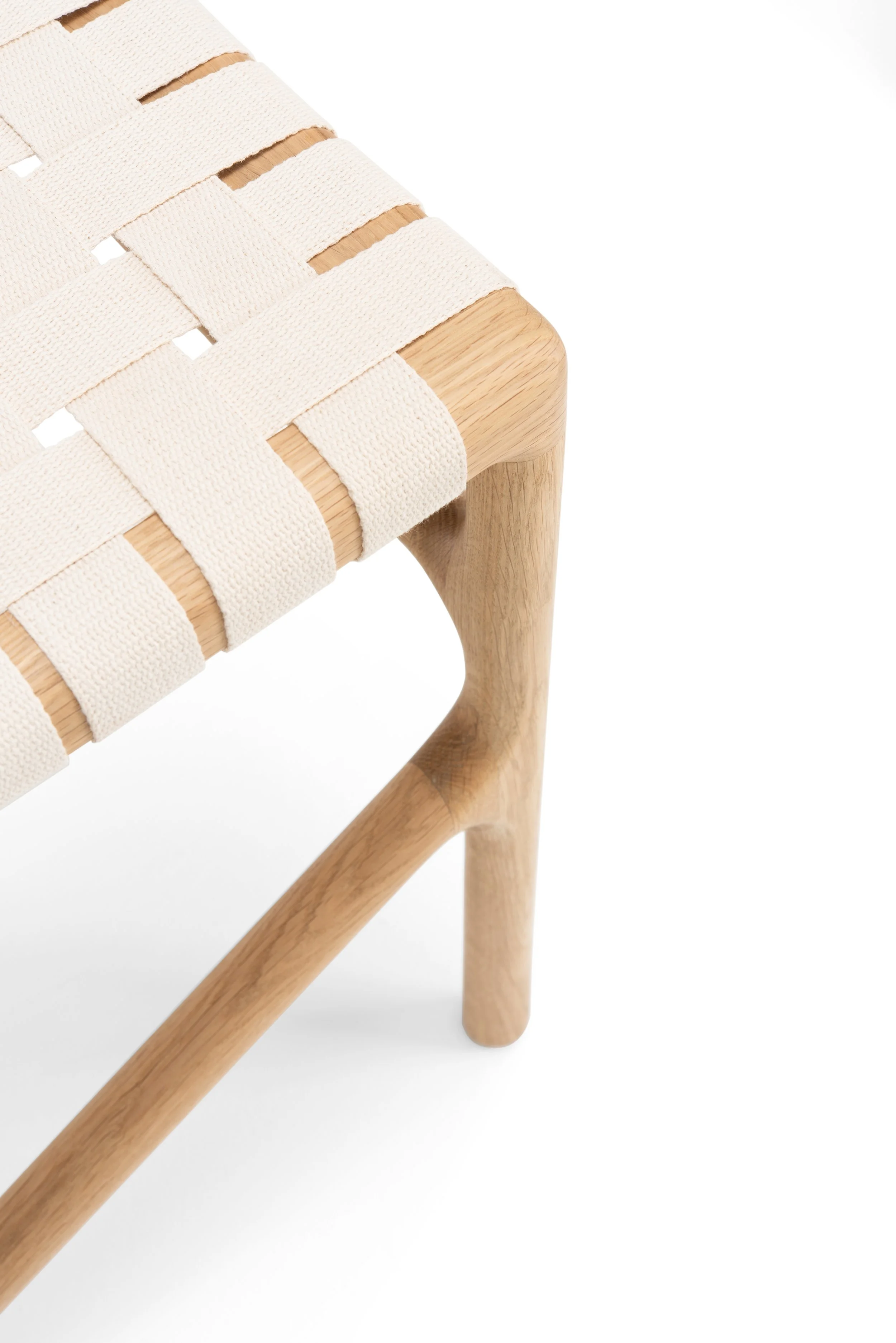 st-fawn-chair-48x48x79-oild-oak-white-1015-cotton-webbing-white-2001-11-gazzda (1).jpg