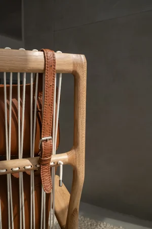 Dedo Lounge Chair - Oak