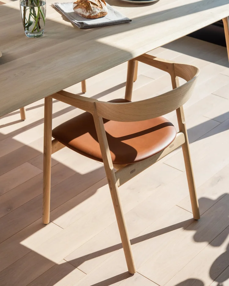 Muna Chair - Oak, Upholstered