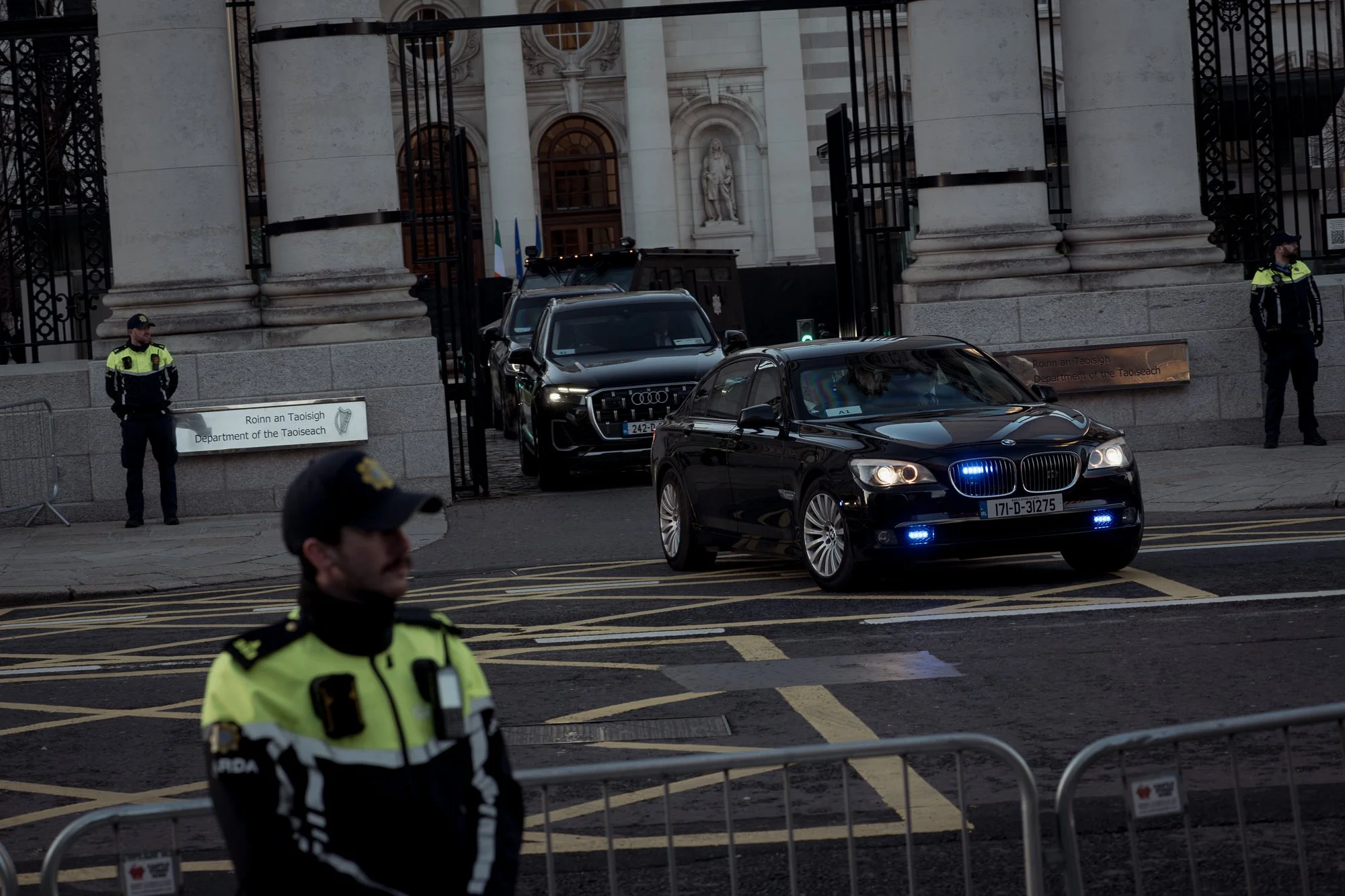 President Zelenskyy's Motorcade Depart From Government Buildings, Dublin. December 2025