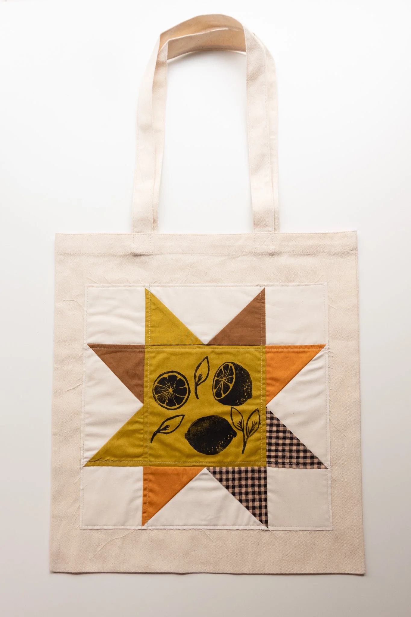 lemonsgreengold_totebag_sharellkatelynn.jpg