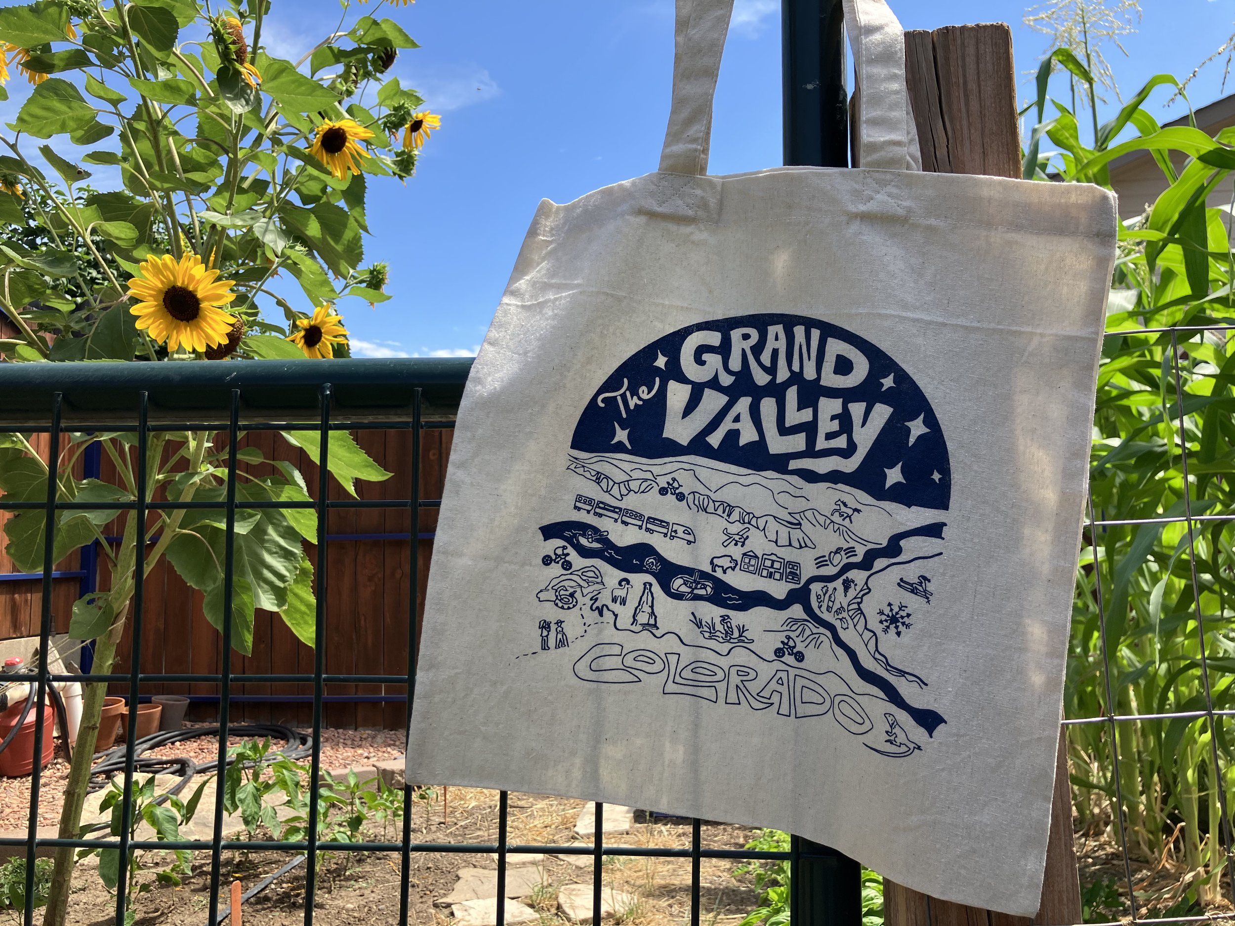 Grand Valley Tote