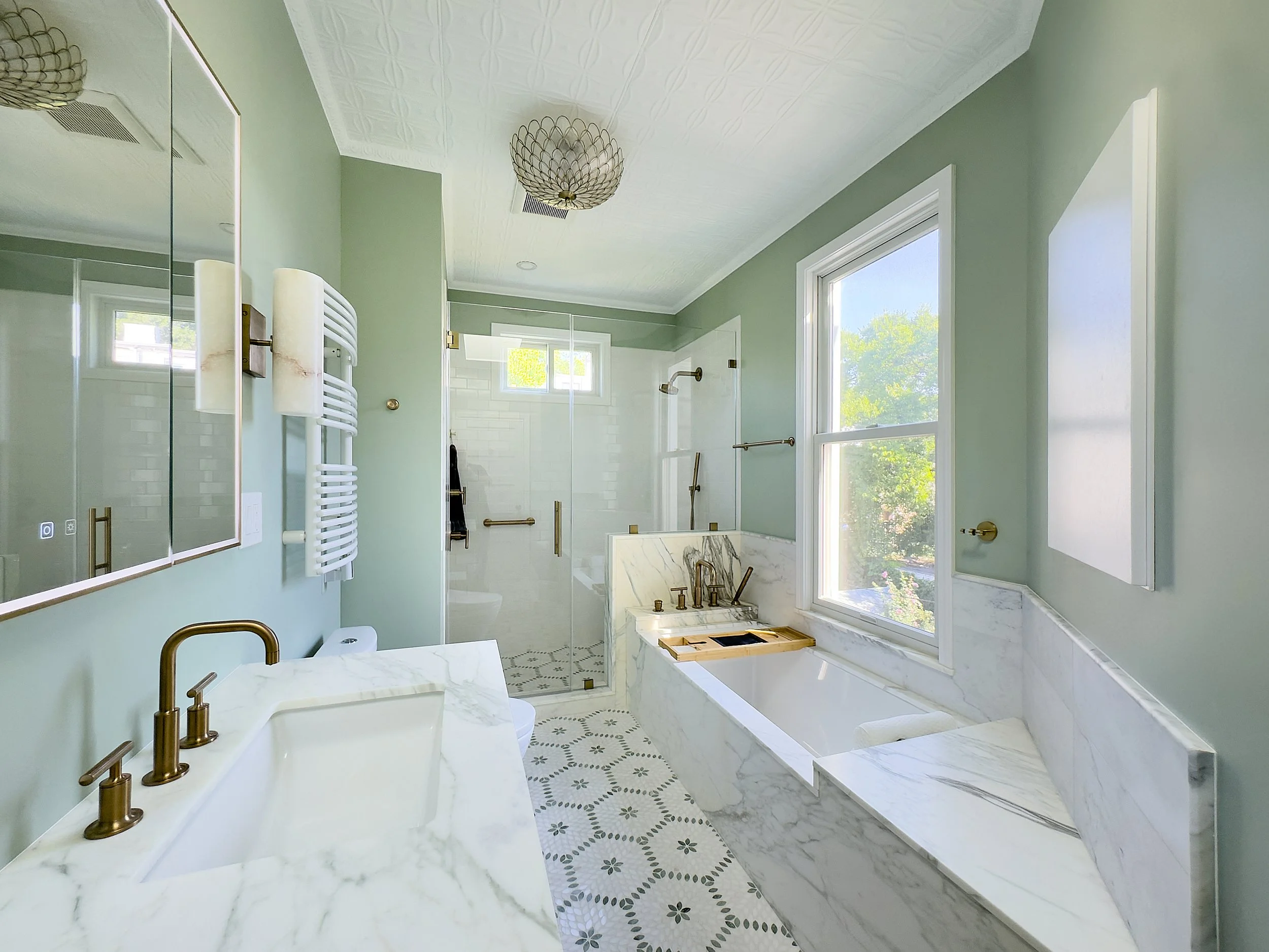 REEVE PLACE BATHROOM