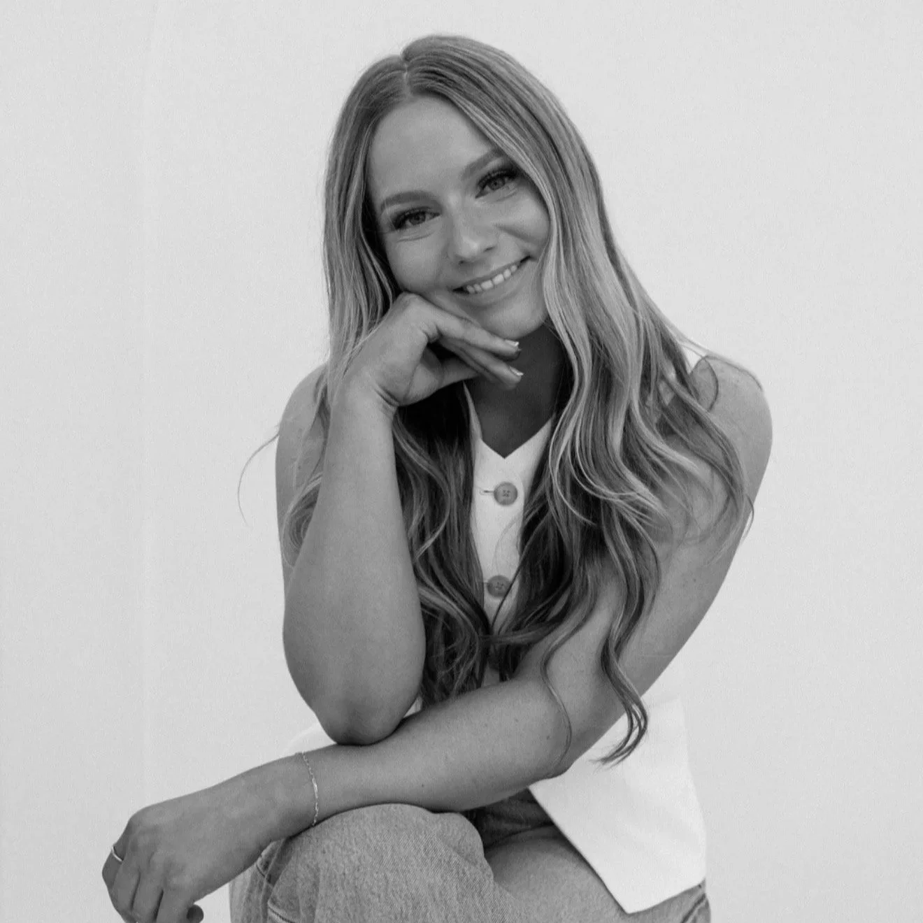 hair stylist Camissa Cross