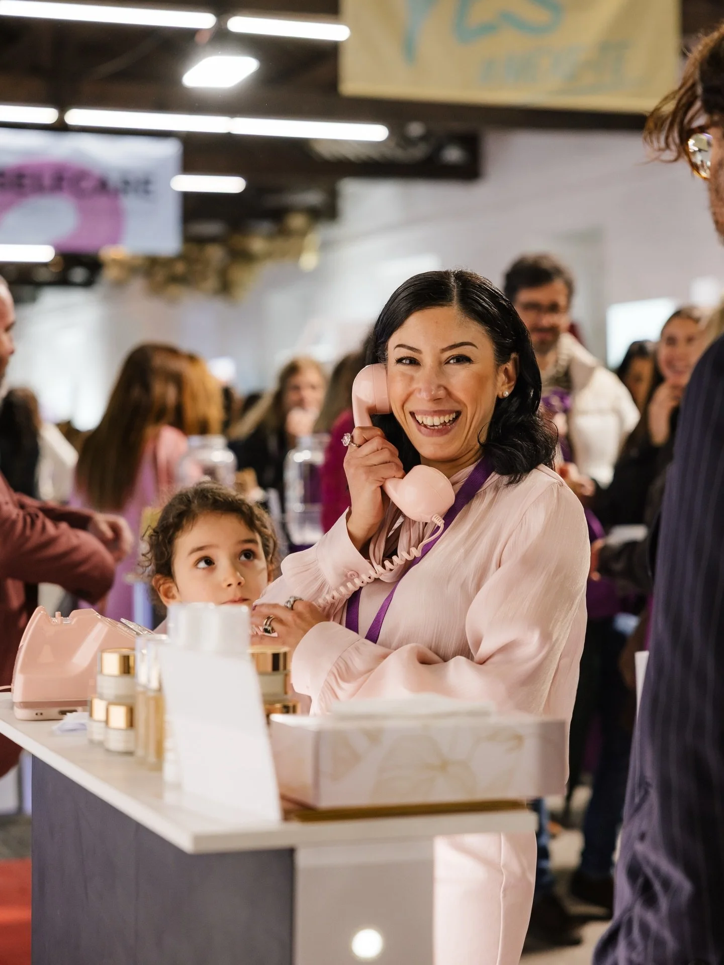 Step by step, MEV arrives in Portugal. ✨🤍🎀

#mev #mevskincare #selfcaremarketandsummit