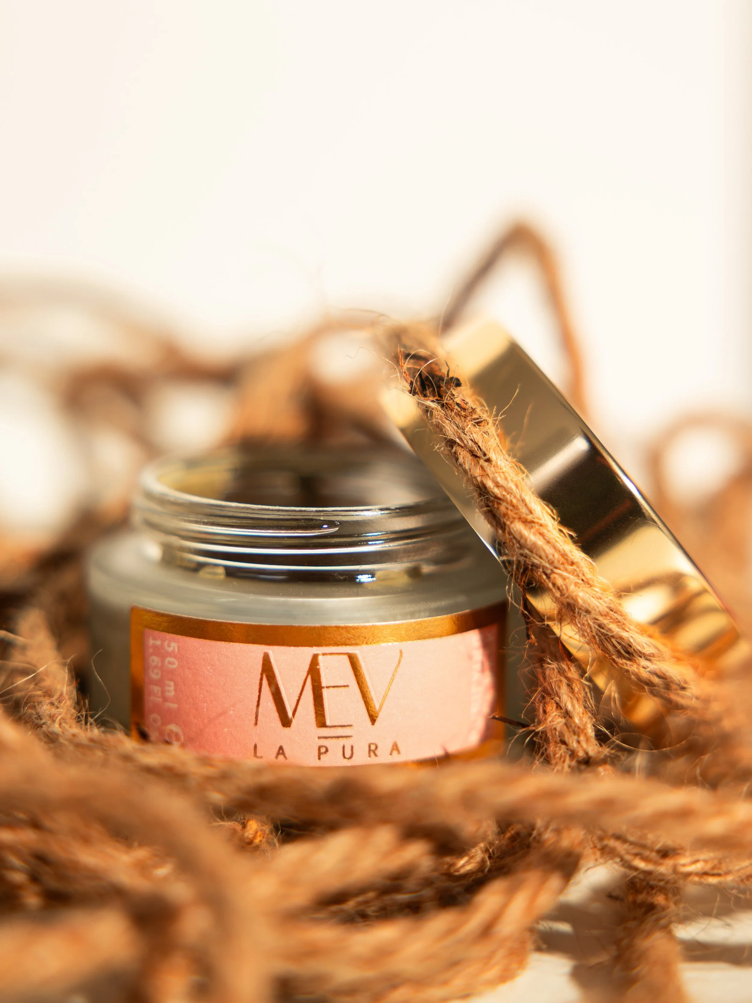 Drawn from nature, designed to restore.
A purifying ritual that refines, detoxifies, and rebalances the skin. 🎀
&nbsp;
#PureBeauty #ClayRitual #SkinDetox #NaturalLuxury #MEVGlow