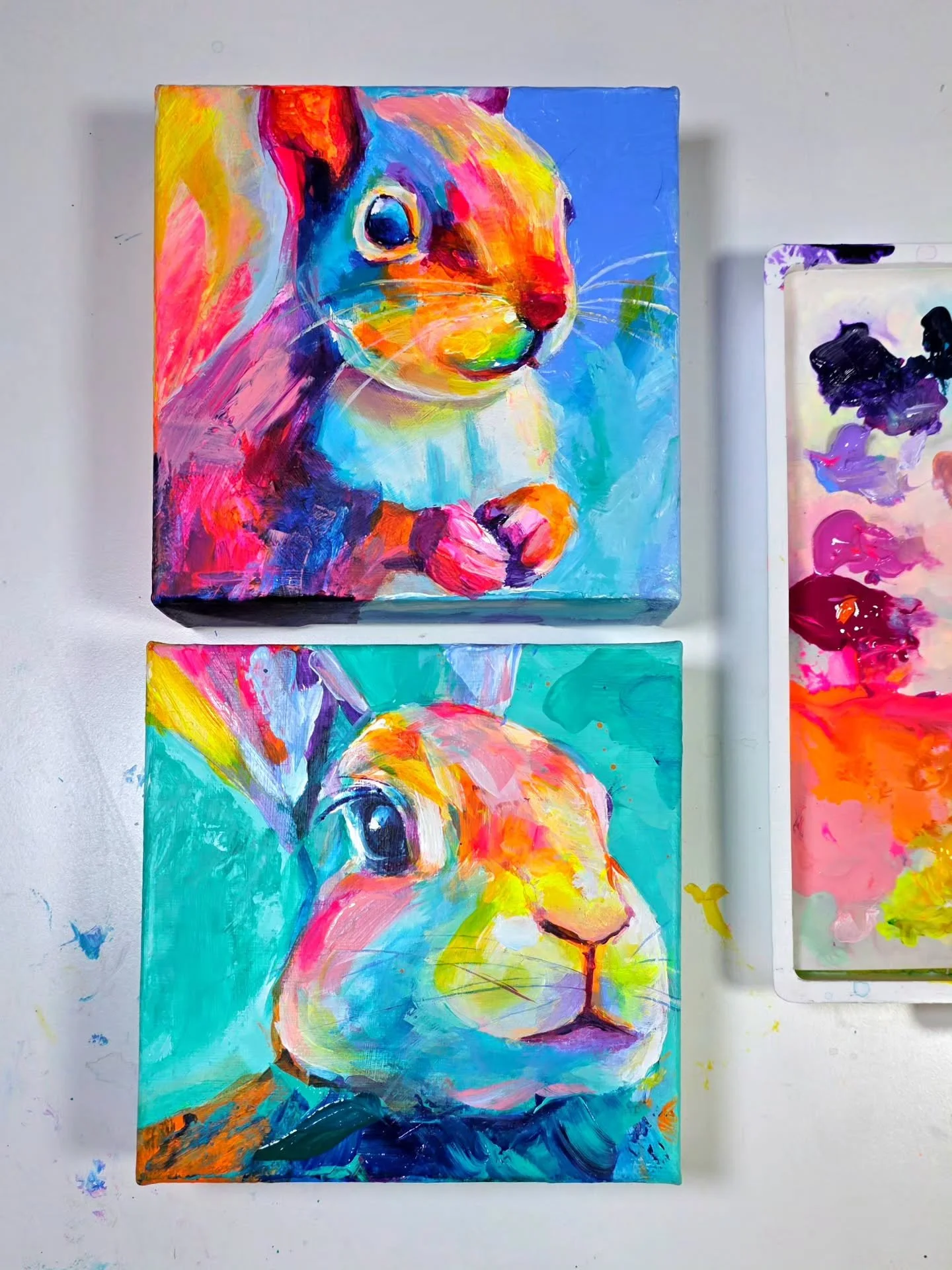 Dqy 2.
I hadn&rsquo;t painted in three months, not since Mexico.
Yesterday I picked up a brush again.
It wasn&rsquo;t about making something perfect. Just being present.
Two mini paintings in, and I already want to make this a daily practice for myse