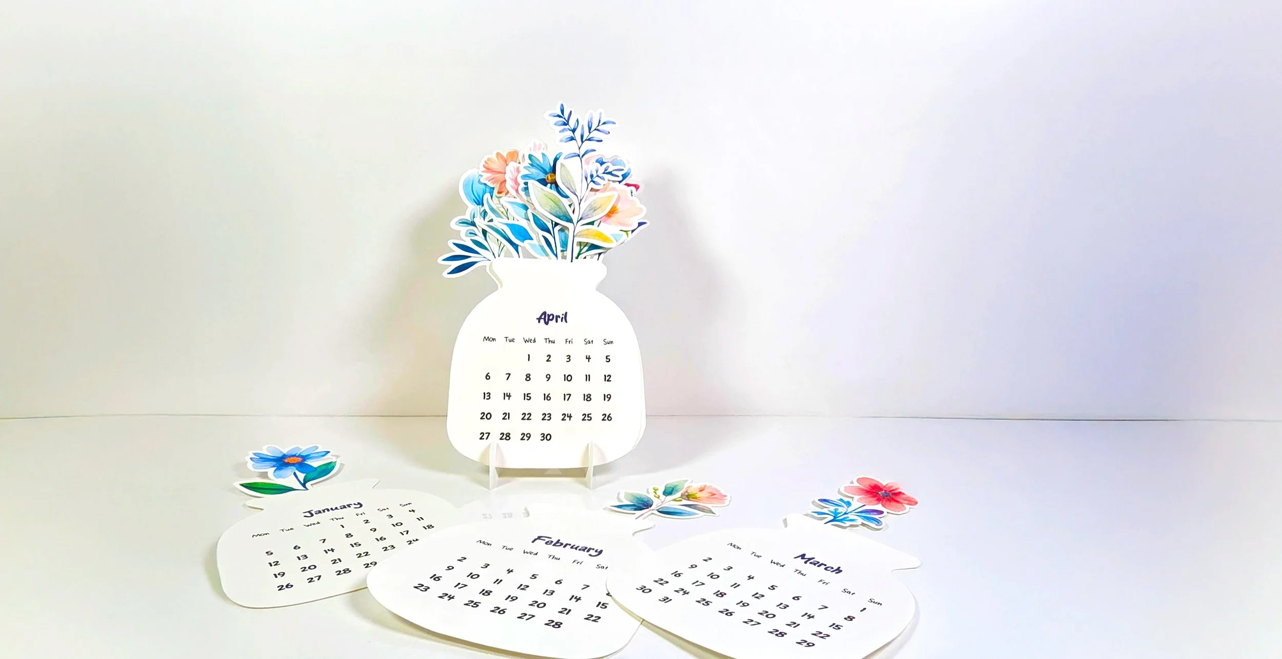Super cute handmade flower vase calendar for 2026