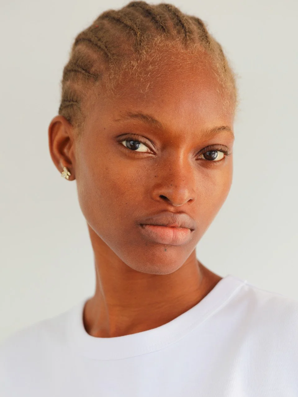 JOY OTILIJE - Elite Model Management London_pola_11.jpg