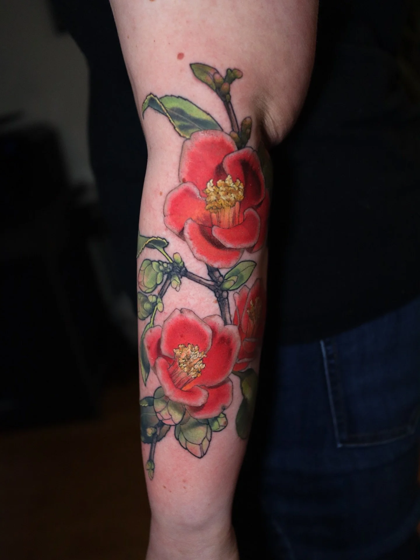 Loved adding more flowers to Danielle&rsquo;s floral themed arms. Most flowers make great subject matter for tattoos because there is so much flexibility with how you can arrange them. Lots of opportunities to utilize fit and flow, to highlight certa