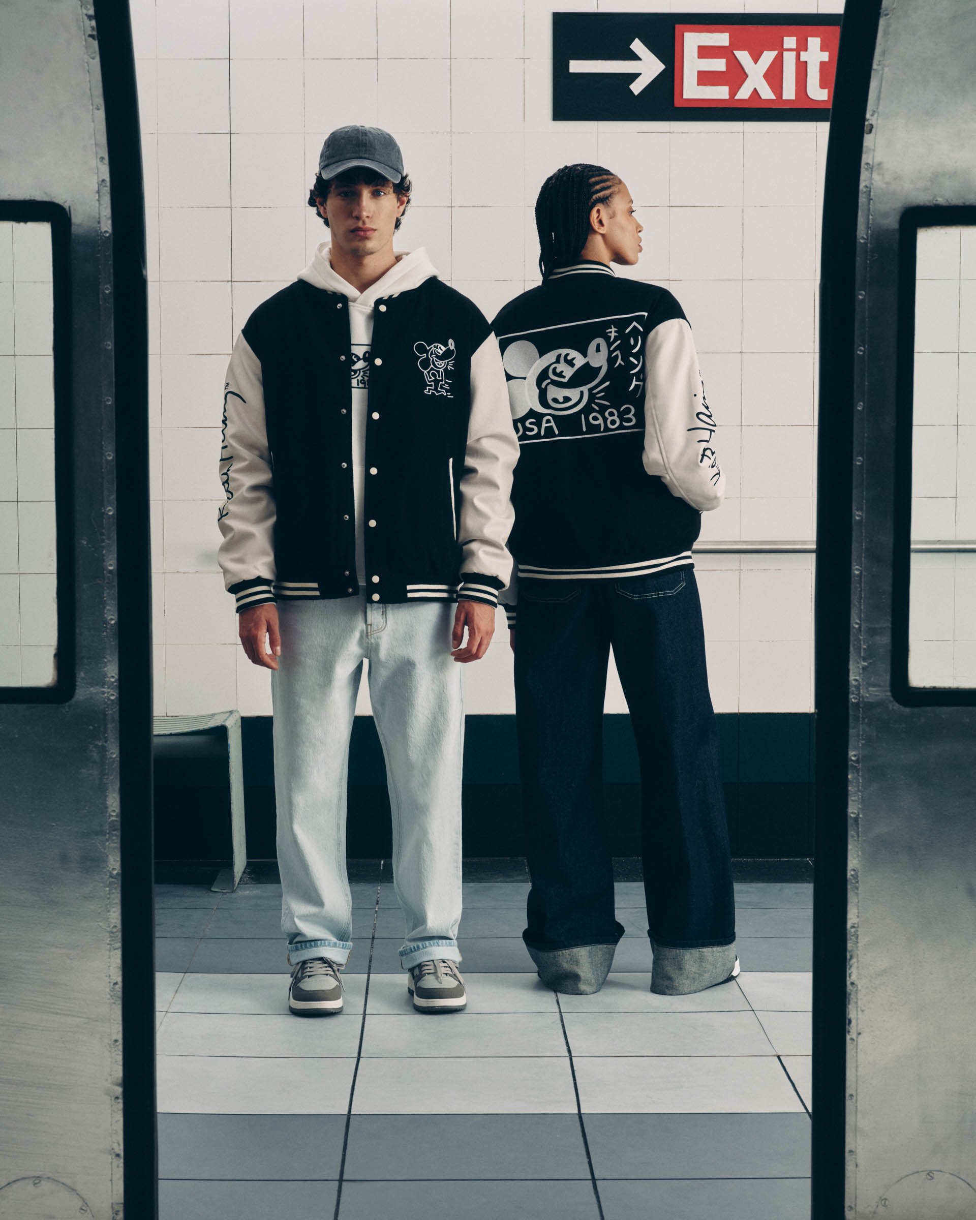 20240708_ExtCampaign_MickeyMousexKeithHaring_D6_Jackets_EC_Shot002_195.jpg