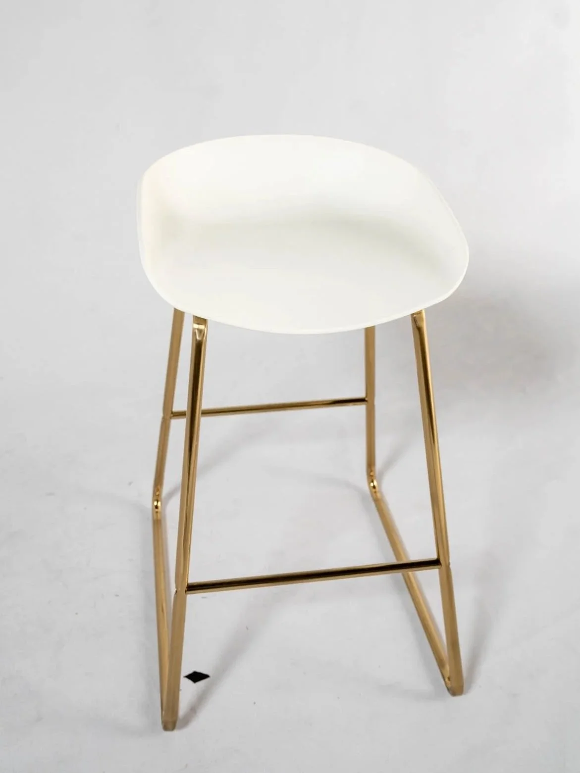 SEAT+0057+-+White+Gold+Stools-3.jpg