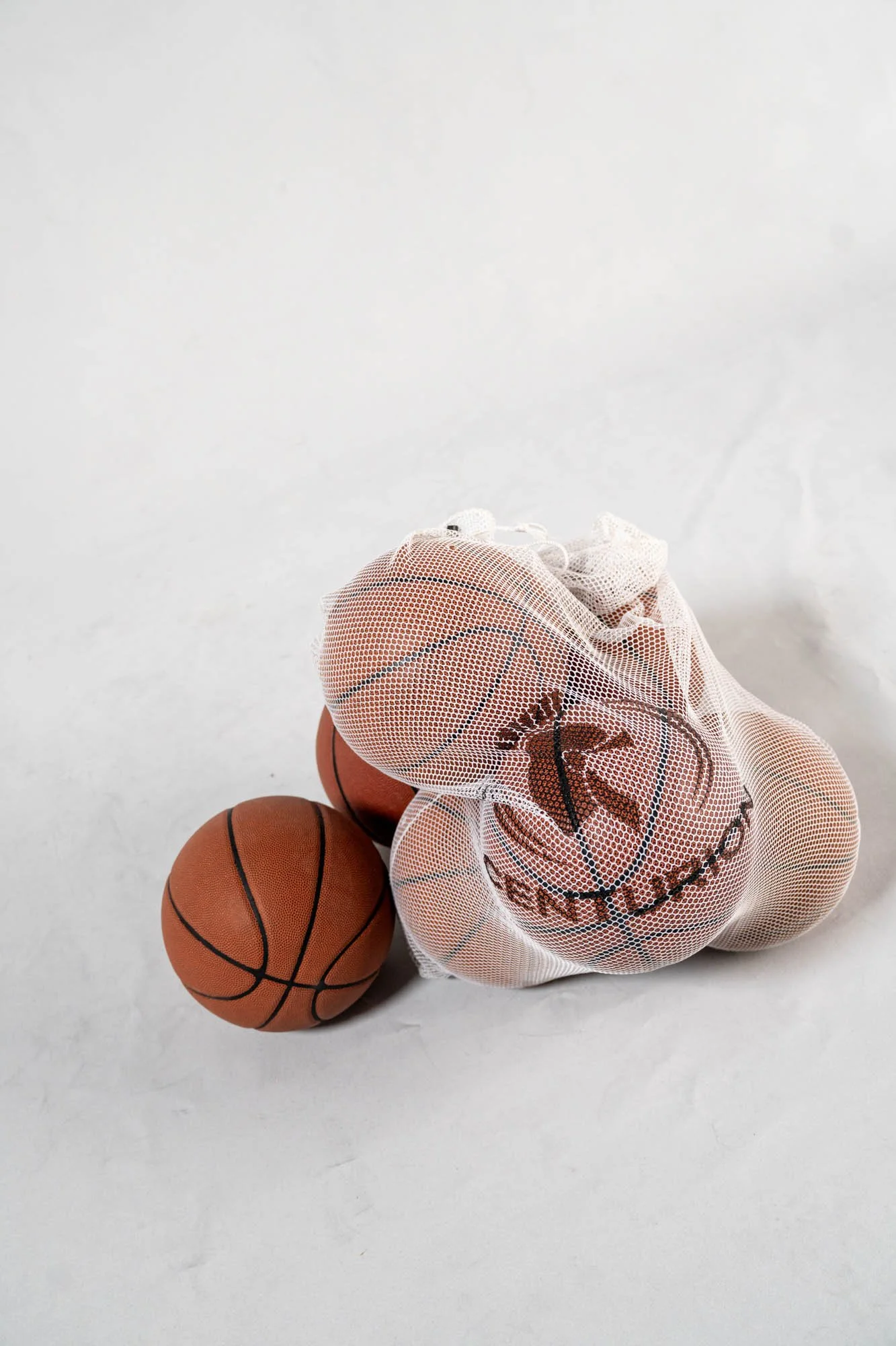 Unbranded BasketBalls x6-3.jpg