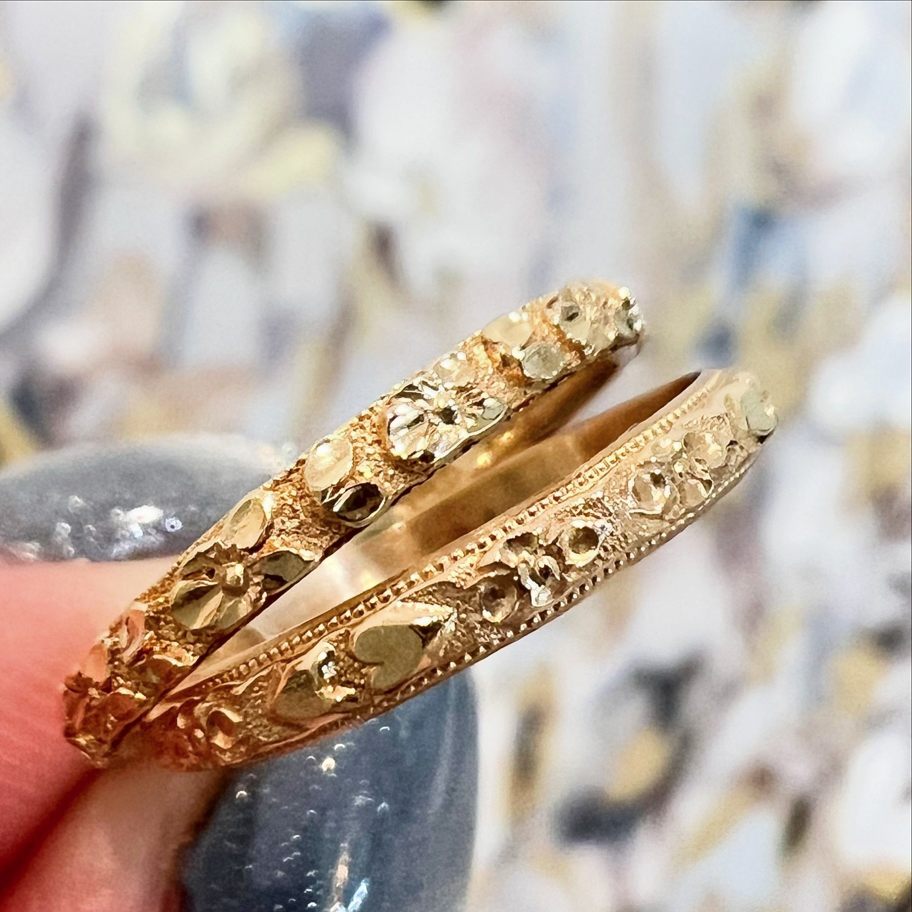 It&rsquo;s all in the details 🤩

Our antique wedding bands are truly one of a kind. From florals and hearts, to crosses and custom initial engravings, our collection has a wide variety of design details. Antique wedding bands start at $800. 

Stop i