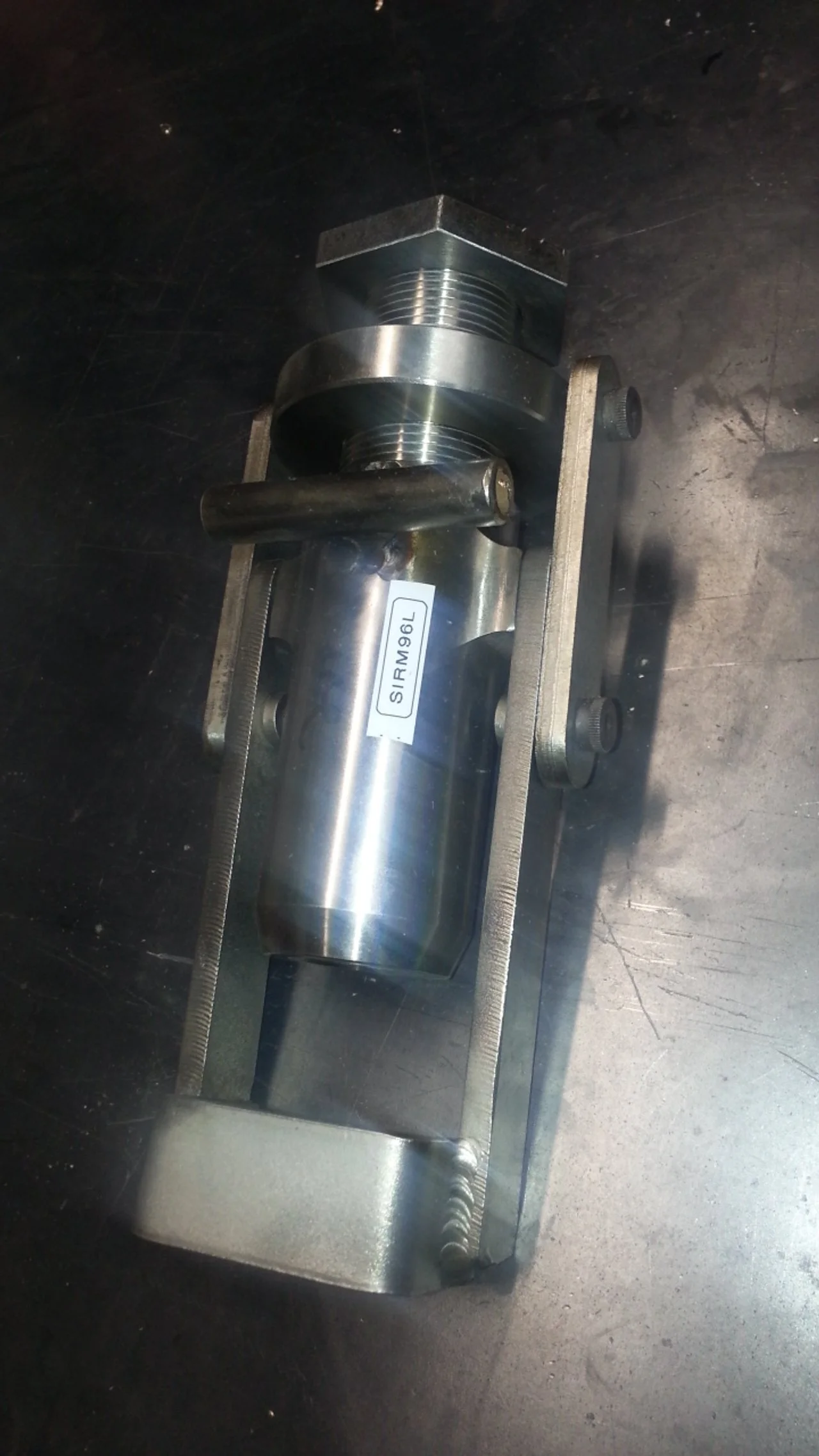 SIRM96L POIGNÉ DE LANCE POUR SILICIUM BECANCOUR.jpg