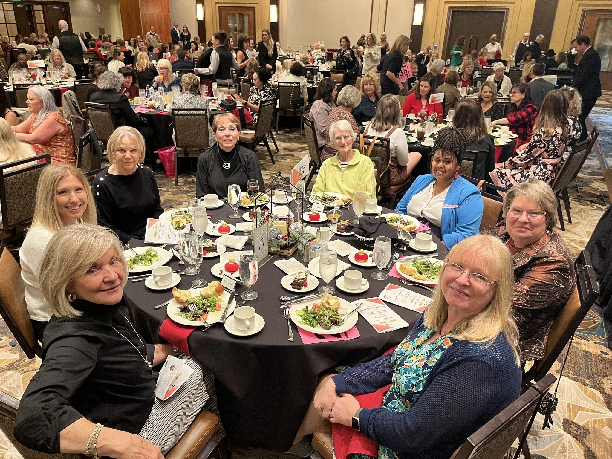 578402235_1240307241463395_4875086975825602395_n (1).jpg