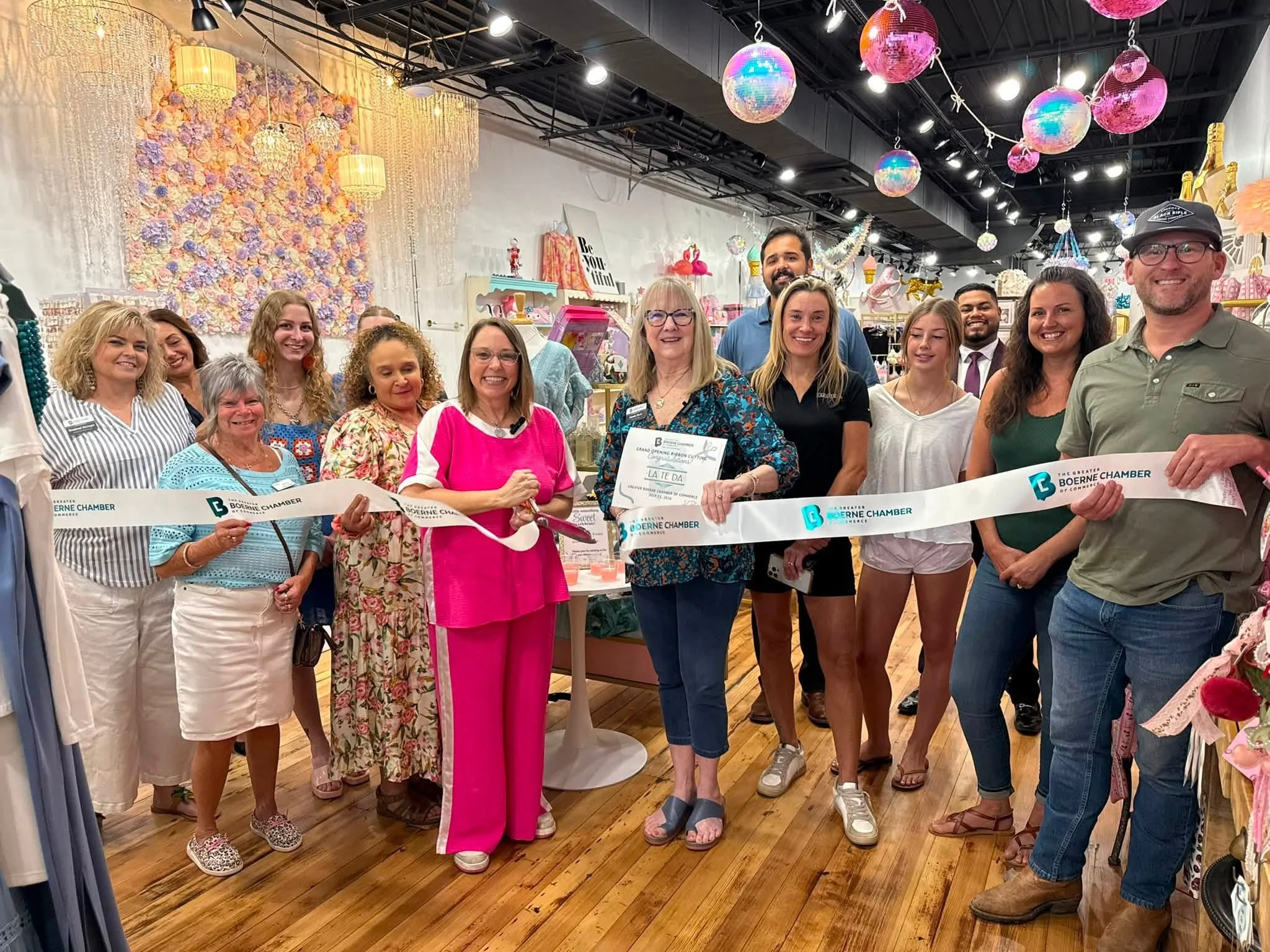 La Te Da’s Grand Opening of New Location