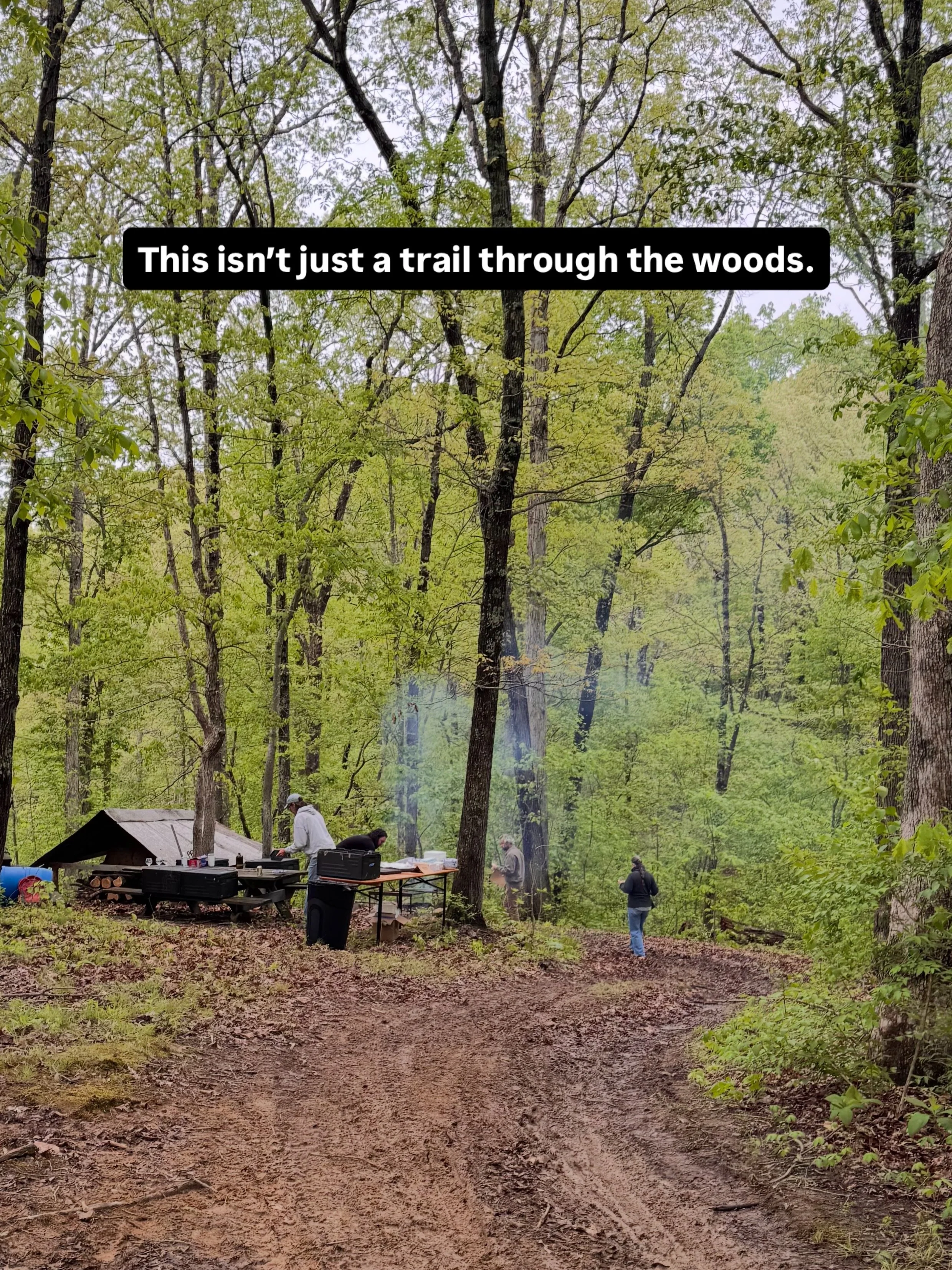 FOREST BATHING + BEER 🌲🍻

Scratch Brewing 
Ava, Illinois

For their 13th anniversary last month, @scratchbeer extended an invitation into their forest. The place where they forage for ingredients to brew. Hundreds took them up on the offer. Includi