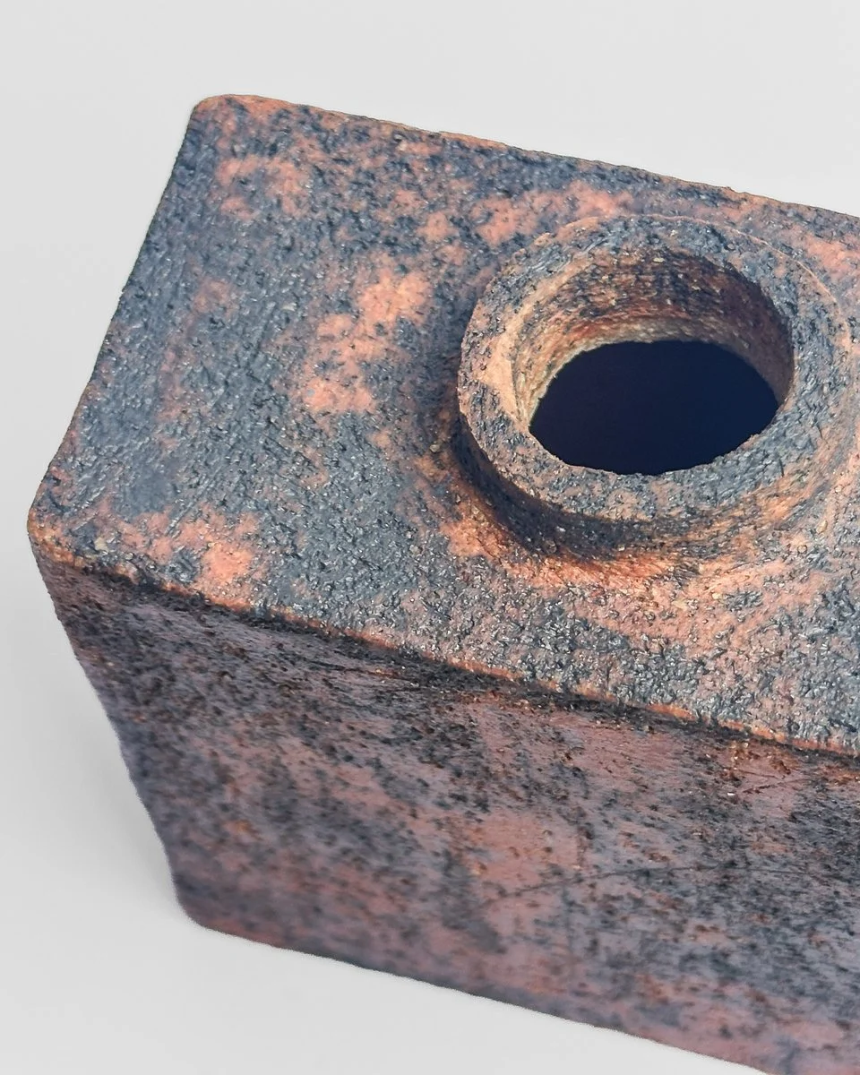 Box Vase-01.jpg