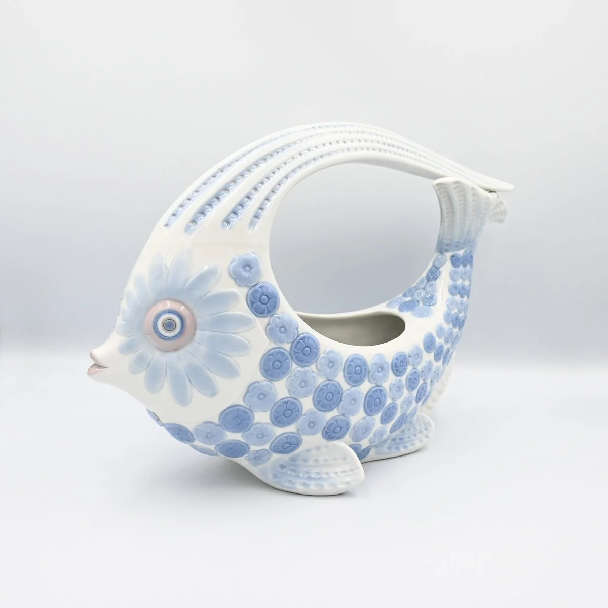 Ceramic_fish_porcelain_ceramic_spanish_collector_unique_rare_vintageporcelain_fishcollector18.jpg