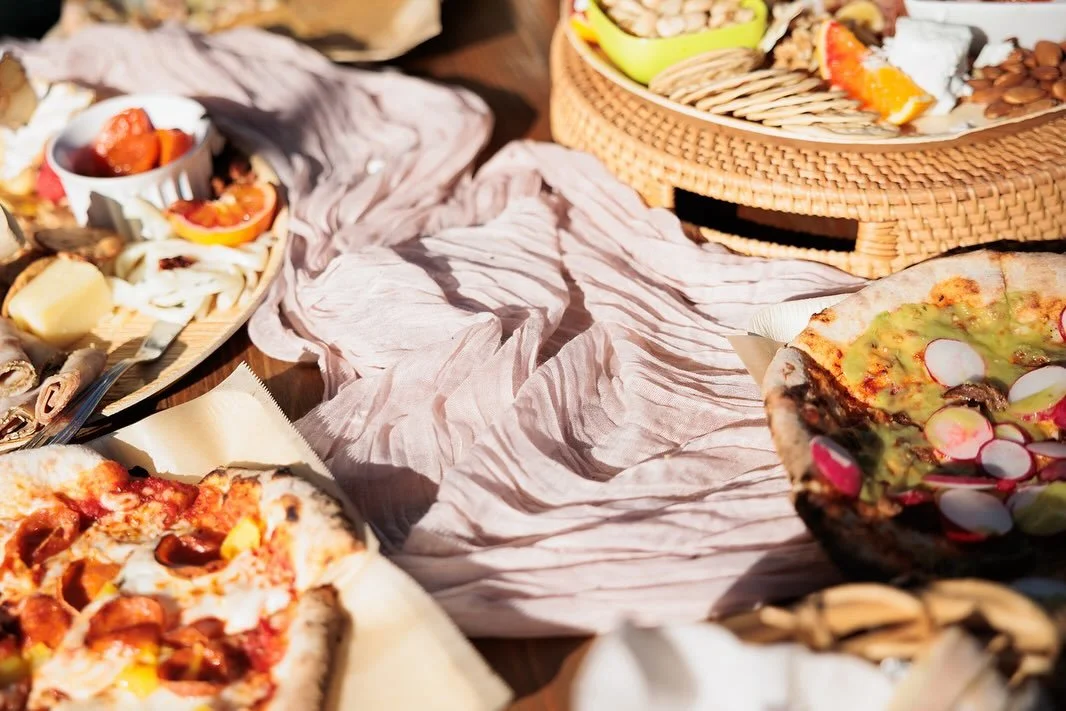 Part 2 from a cutie little Winnie the Pooh birthday 🐝💛

Photographer: @celdrakephotography 
Design, cakes, backdrop: @whisked_ @snkalaydjian 
Balloons: @balloonchinno
Rentals: @cricketpartyservices
Bartender: @great.spirits.bartending
Pizza Caterin