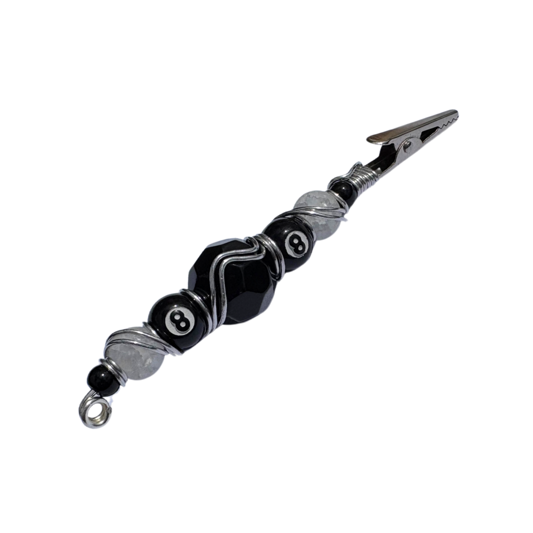 8 Ball Clip