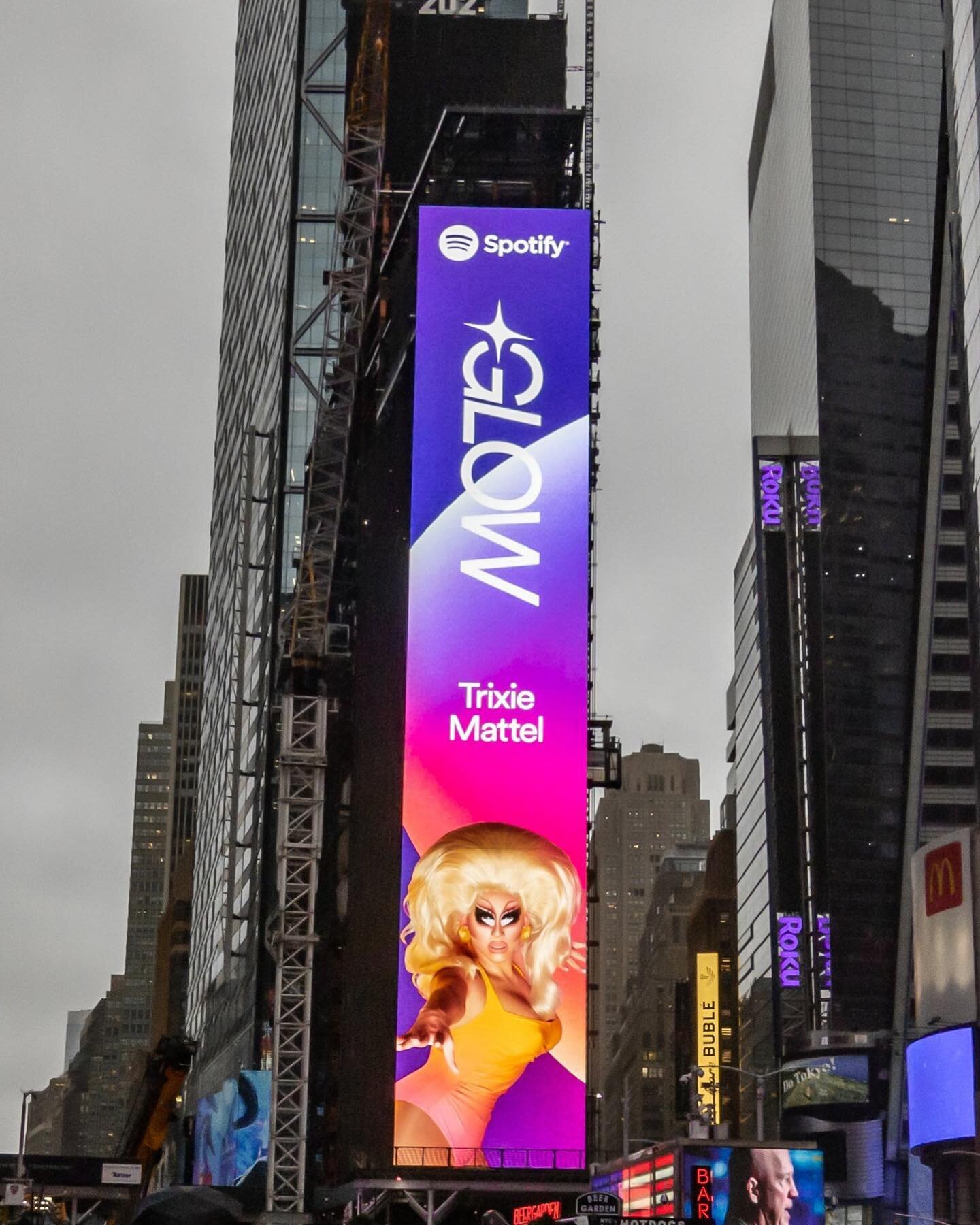 Look who&rsquo;s GLOWing in Times Square 👀 Thanks @spotify