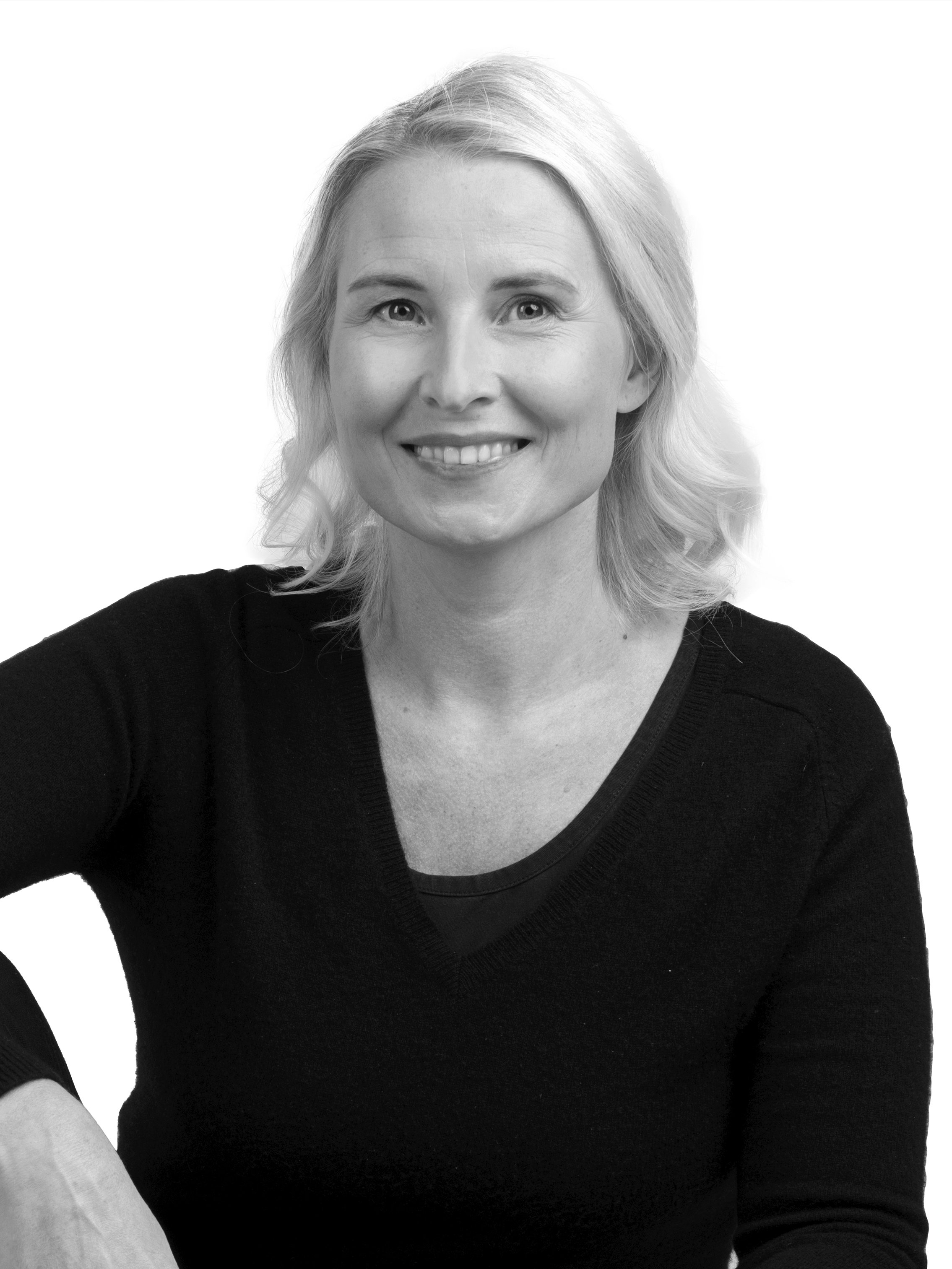 Anna Skarin_grå.jpg