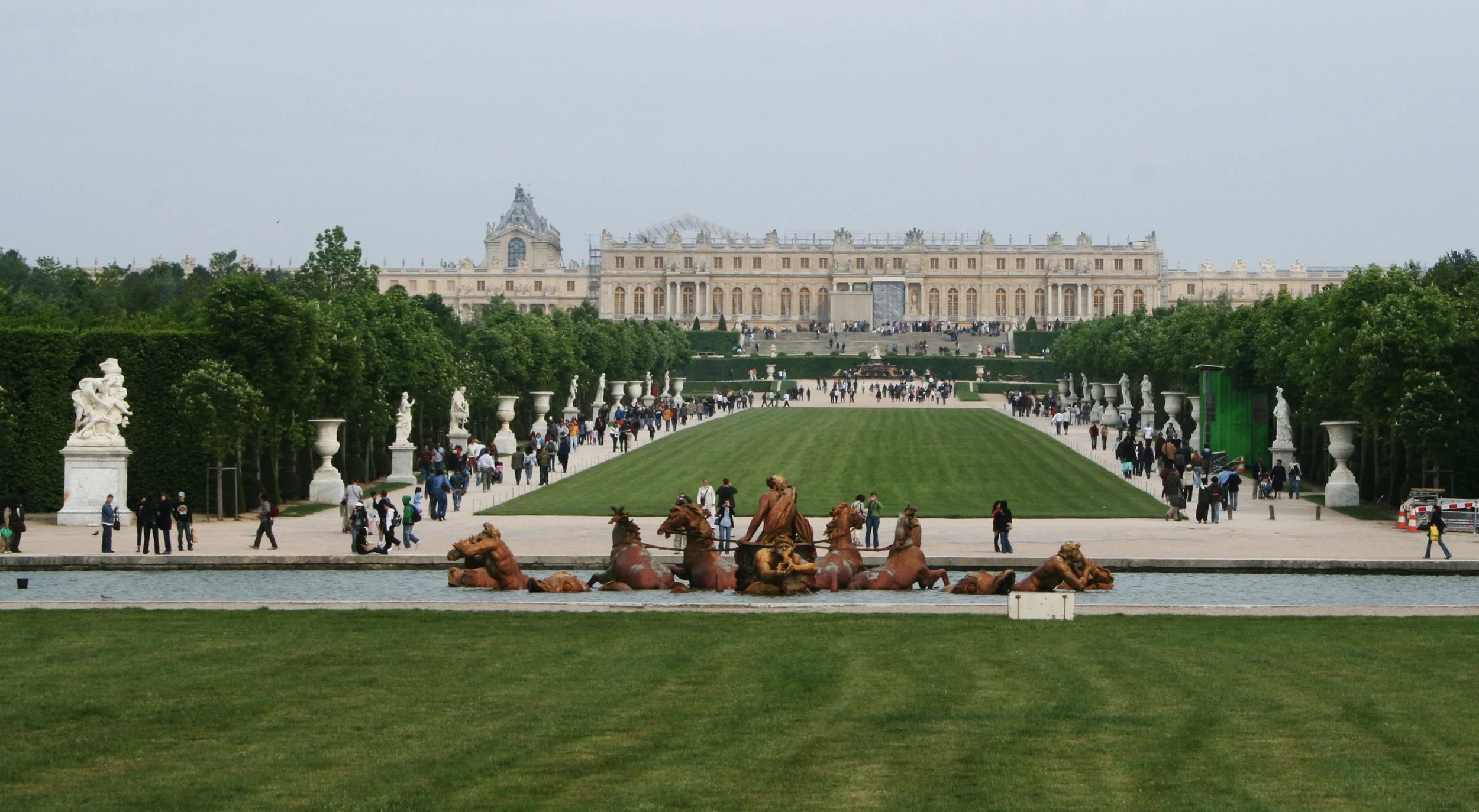 Versailles_Tapis_vert_(1).jpg