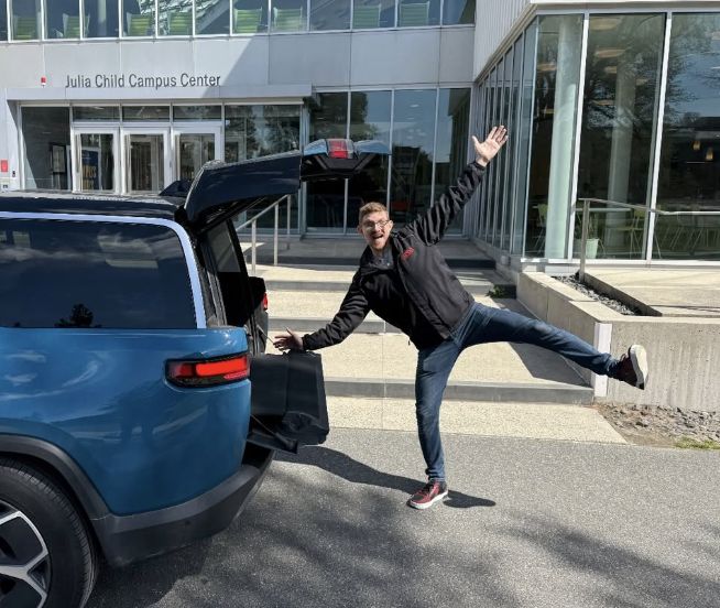 LIVE SHOW: Tunnels of Allergic Plants and Blinding Fireflies (feat. Naila Moriera) | Pod 84