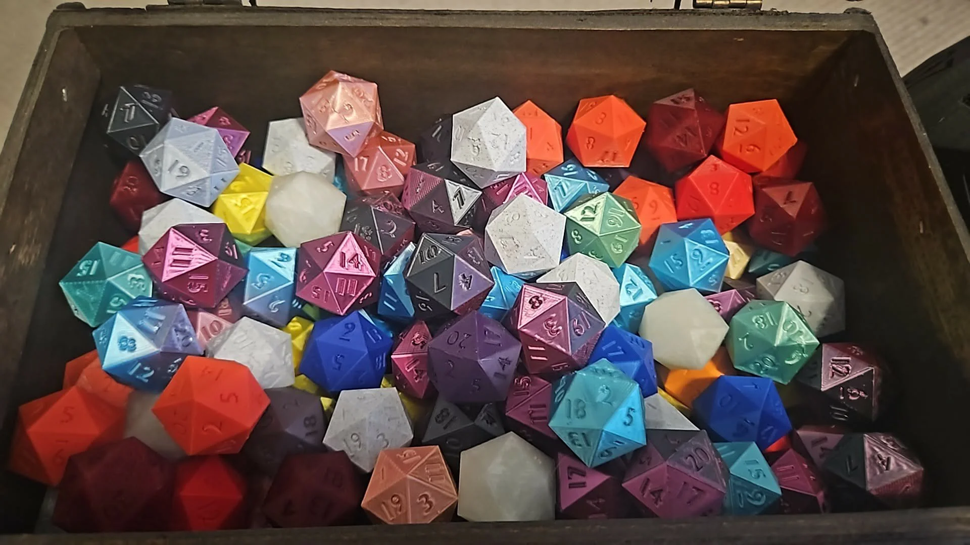 3D Printed D20 Dice by Joel G