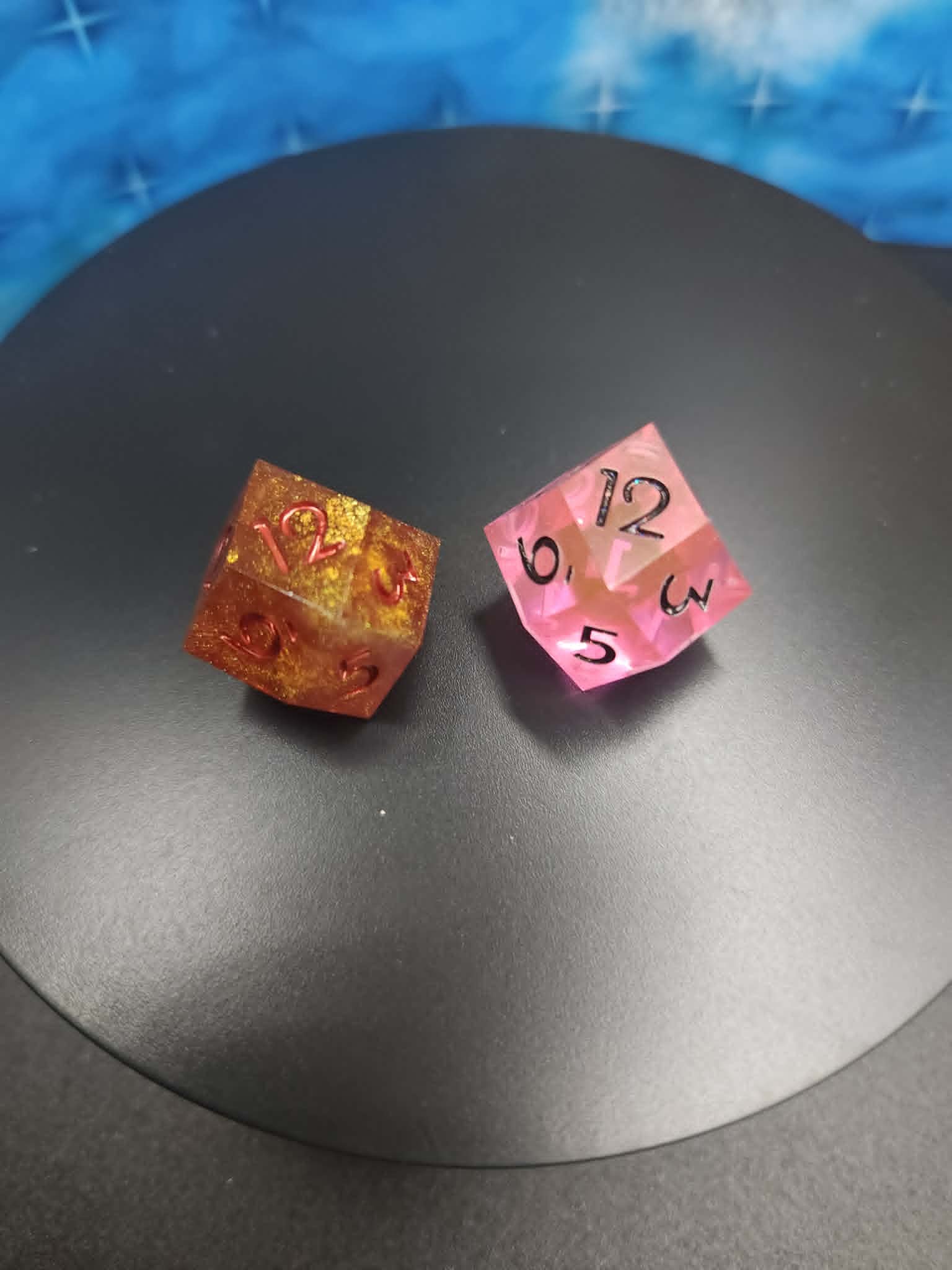 Hope and Fear Dice by Taeolin's Artifacts