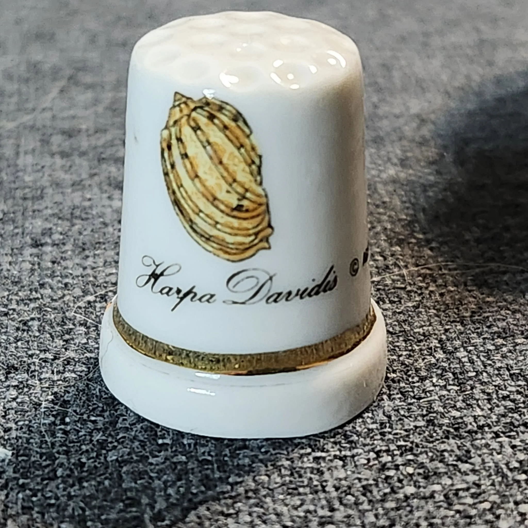 Harpa Davidis, Antique Thimble, Sold By Life With Lemmons