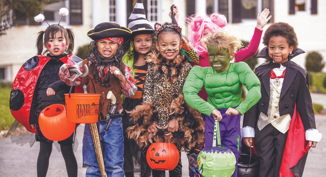 Guided Trick Or Treating, Slow Moving Group