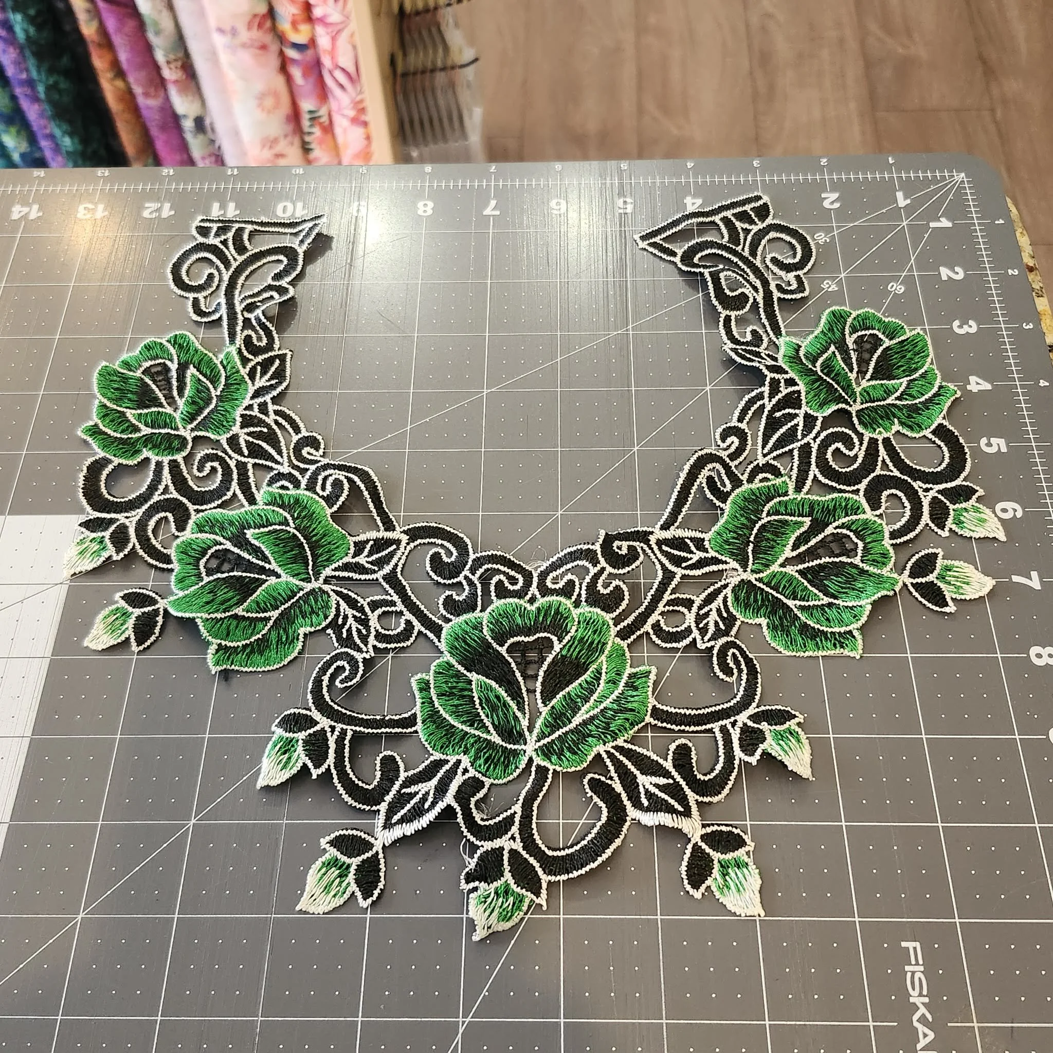 Embroidered Rose Patch for Neckline Collar Decoration, Eowyn