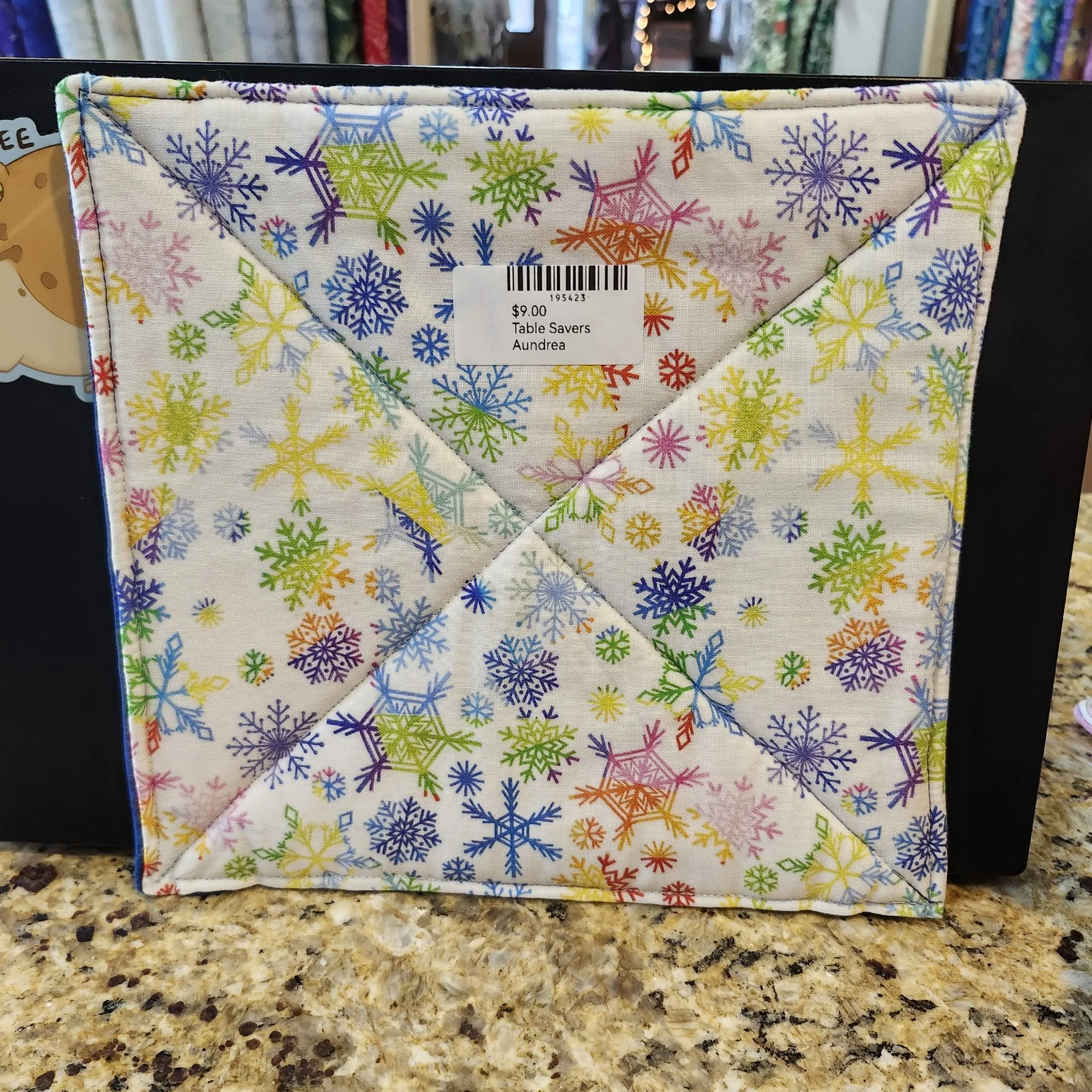 Snowflake Hot Pad / Table Saver